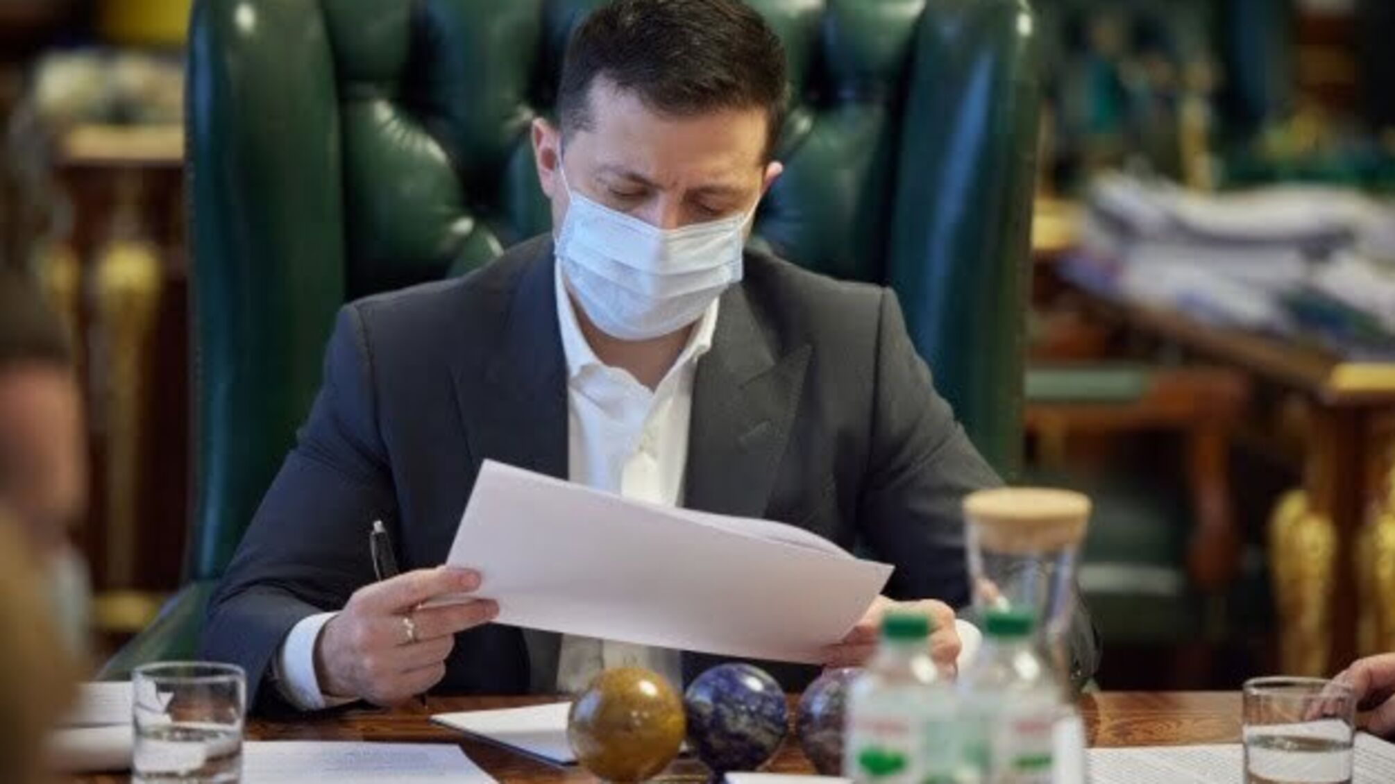 Зеленський на п’ять років ввів санкції проти соратника Медведчука та його телеканалів