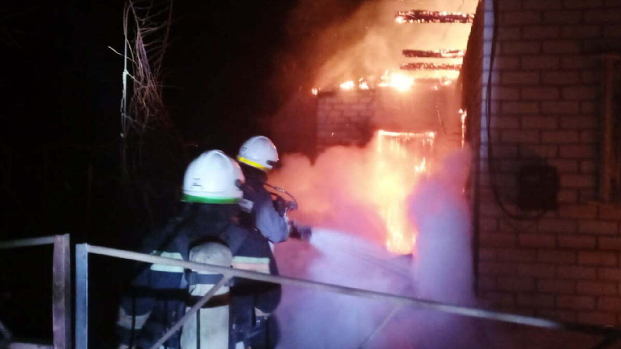 Дніпропетровська область: надзвичайники ліквідували пожежу в житловому будинку