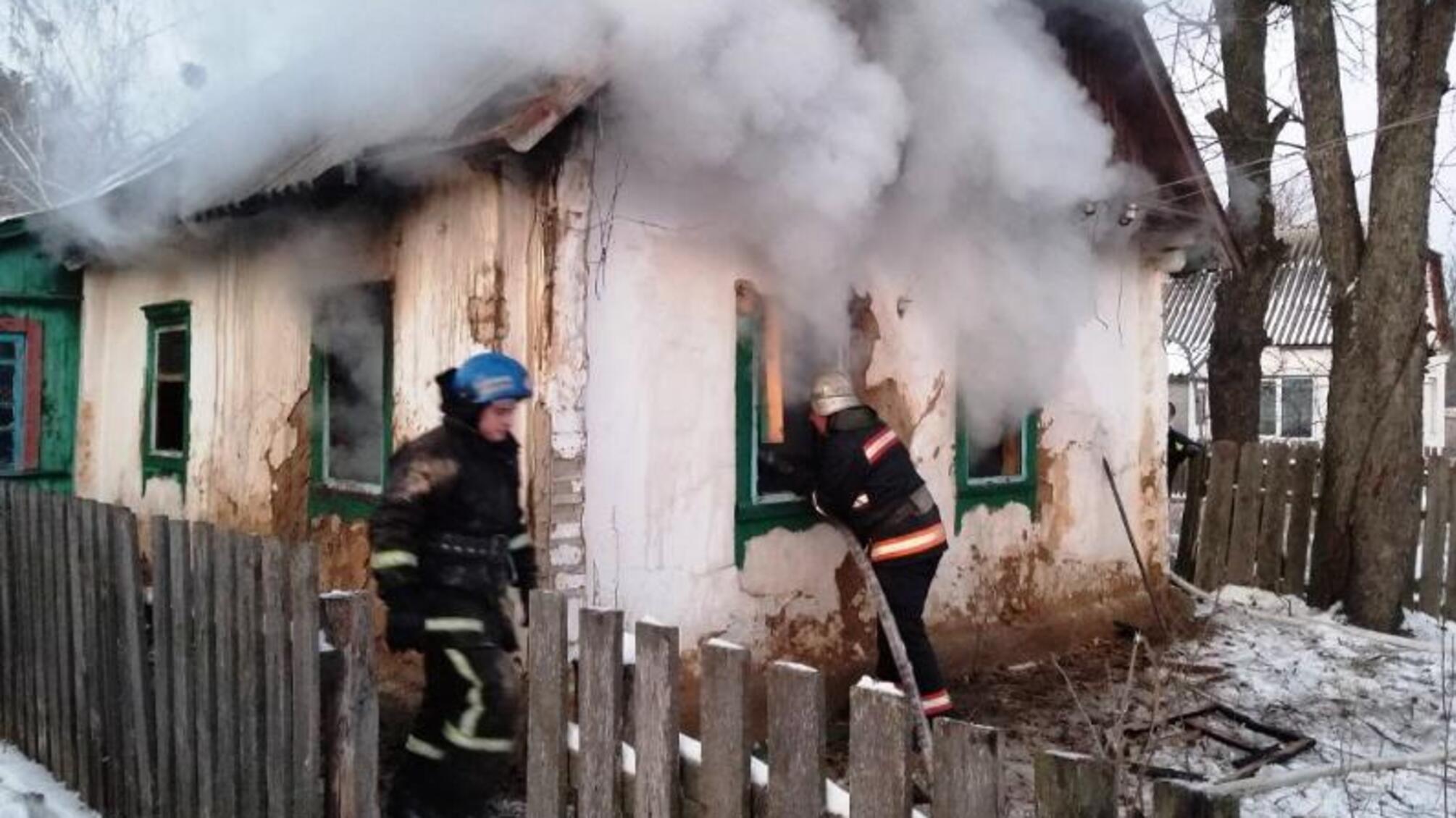 Житомирська область: під час пожежі в будинку вогнеборців виявили тіло літньої господині