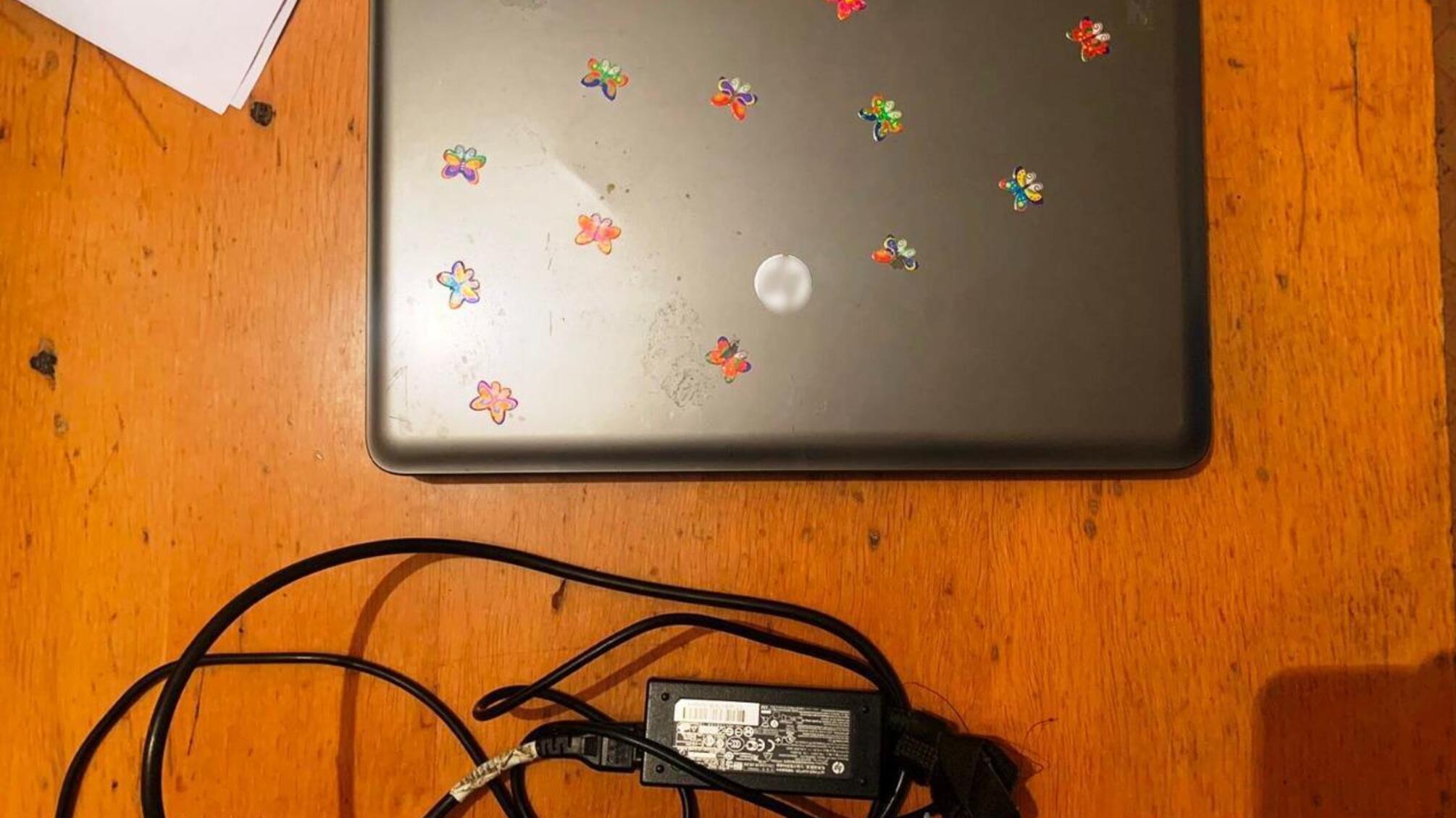 У Білгороді-Дністровському поліцейські затримали місцевого мешканця за підозрою у квартирній крадіжці