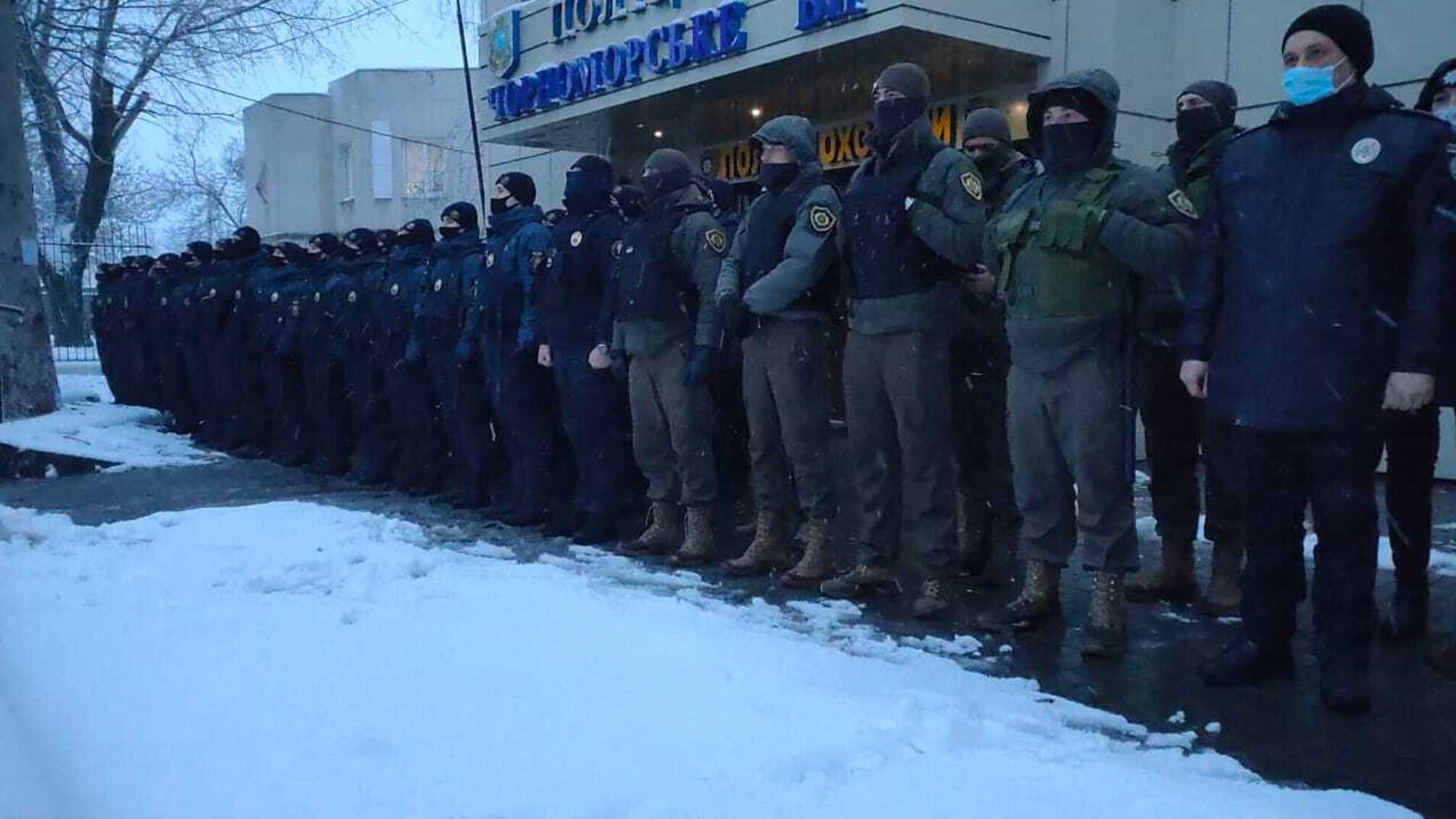 У Чорноморську поліцейські проводять превентивні заходи, спрямовані на попередження вуличної злочинності
