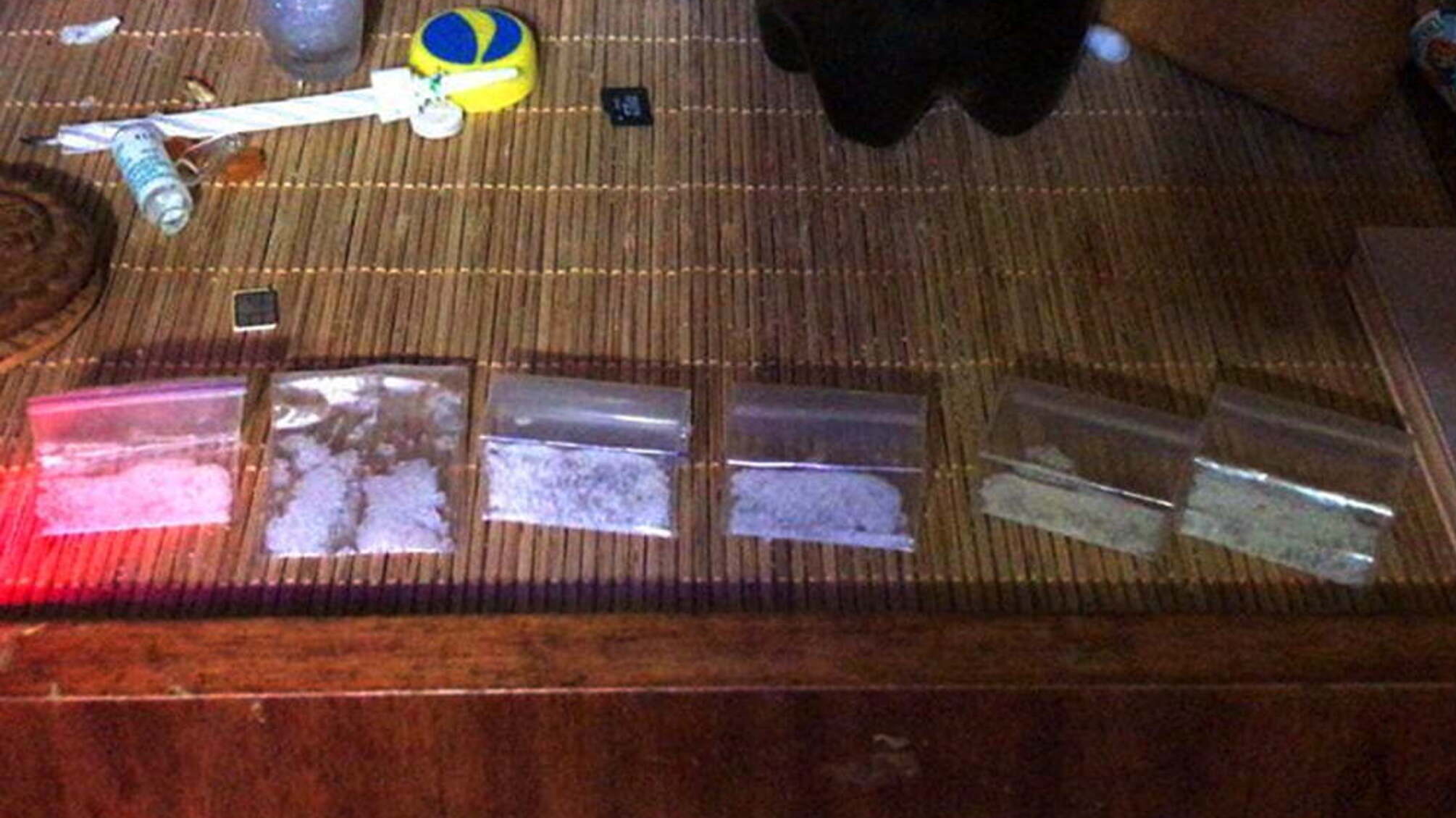 На Дніпропетровщині оперативники викрили групу наркоторговців