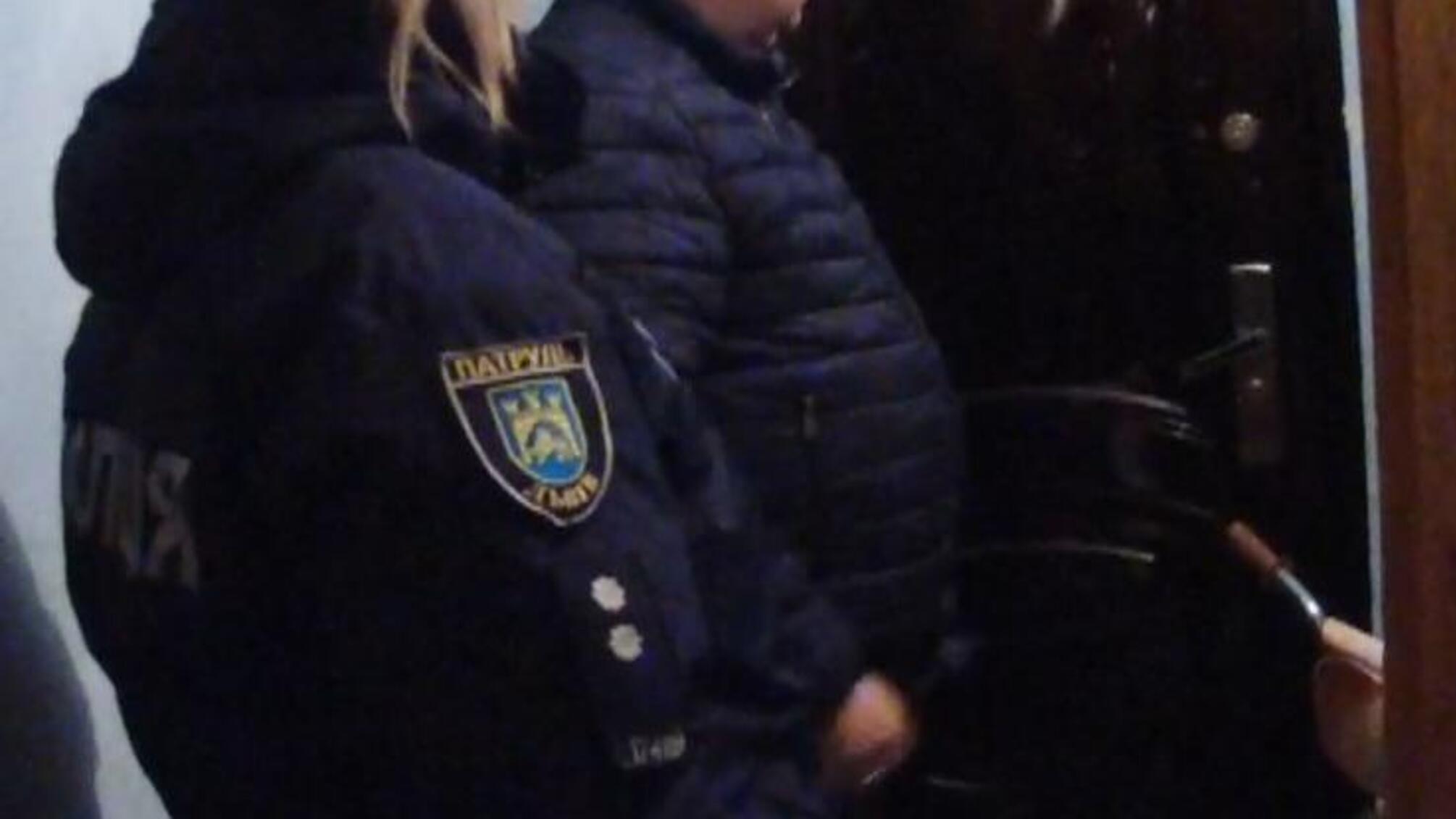 У Львові поліцейські допомогли дітям, які залишилися без нагляду батьків