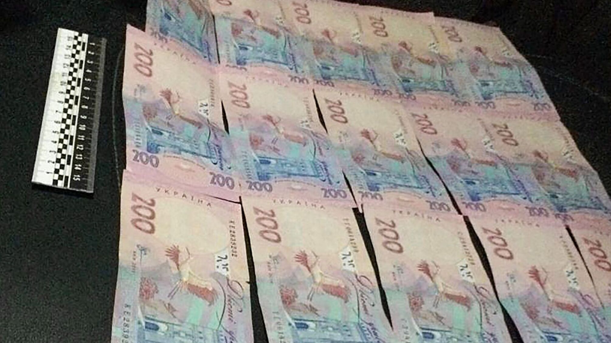 У Бердянську слідчі відкрили два кримінальні провадження за фактами пропозиції хабаря правоохоронцям