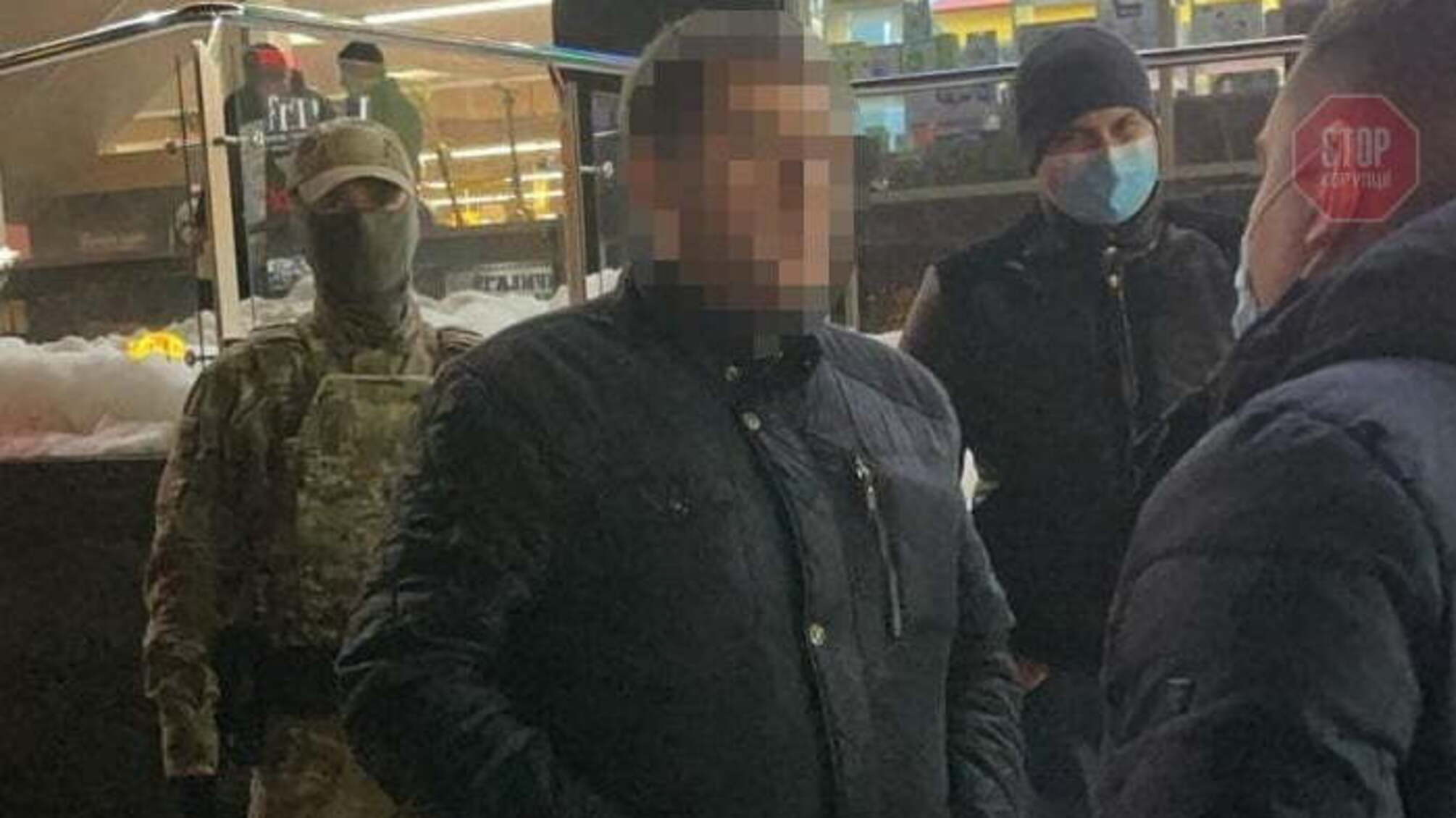 Во Львове полиция задержала топ-чиновника областной государственной администрации на «откате» в 365 тысяч гривен (фото)