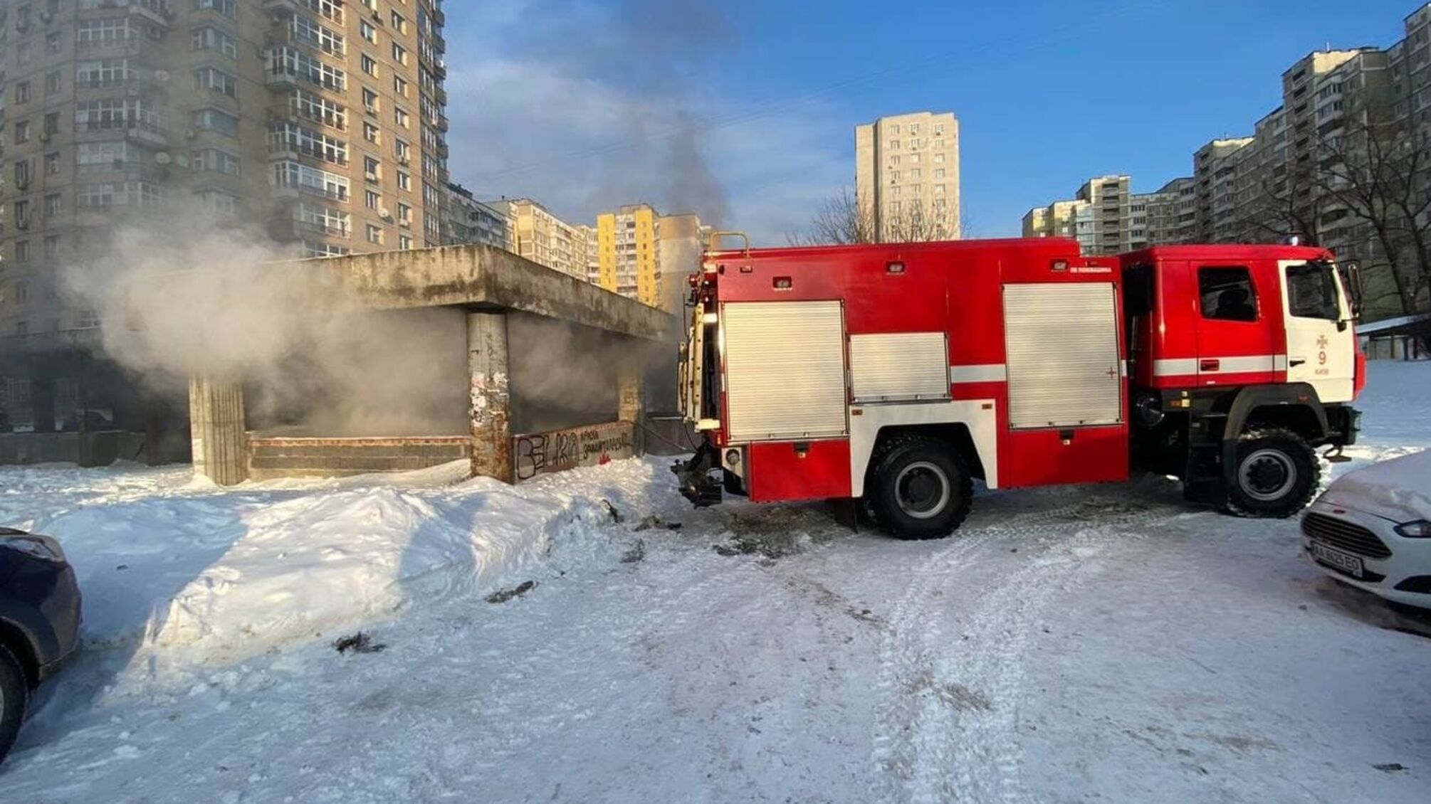 м. Київ: за минулу чергову добу столичні рятувальники двічі виїжджали на ліквідацію займання сміття