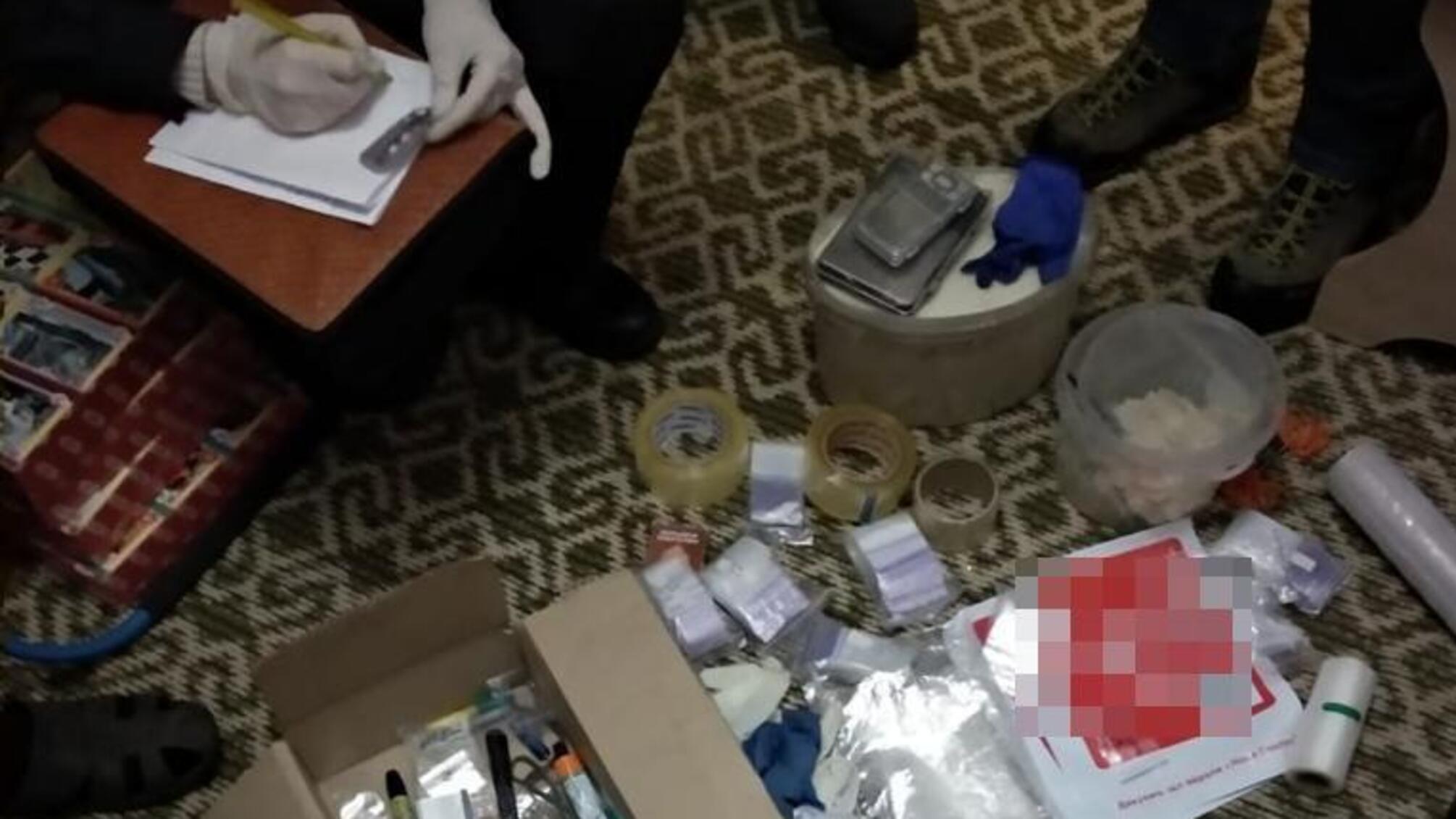 На Житомирщині правоохоронці затримали учасників міжрегіонального угруповання наркодилерів