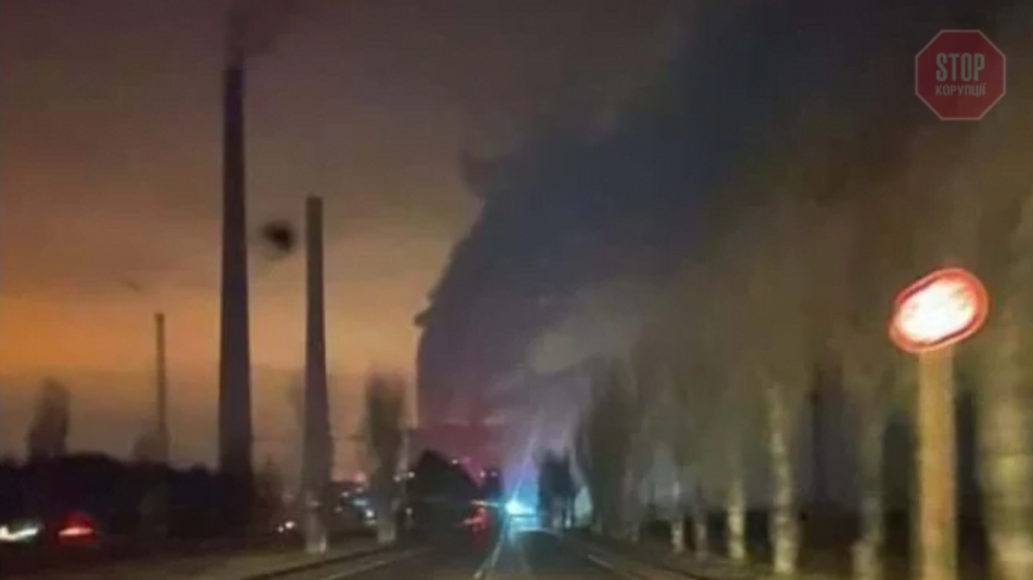 В Запорожской области несколько городов остались без света из-за аварии на ТЭС