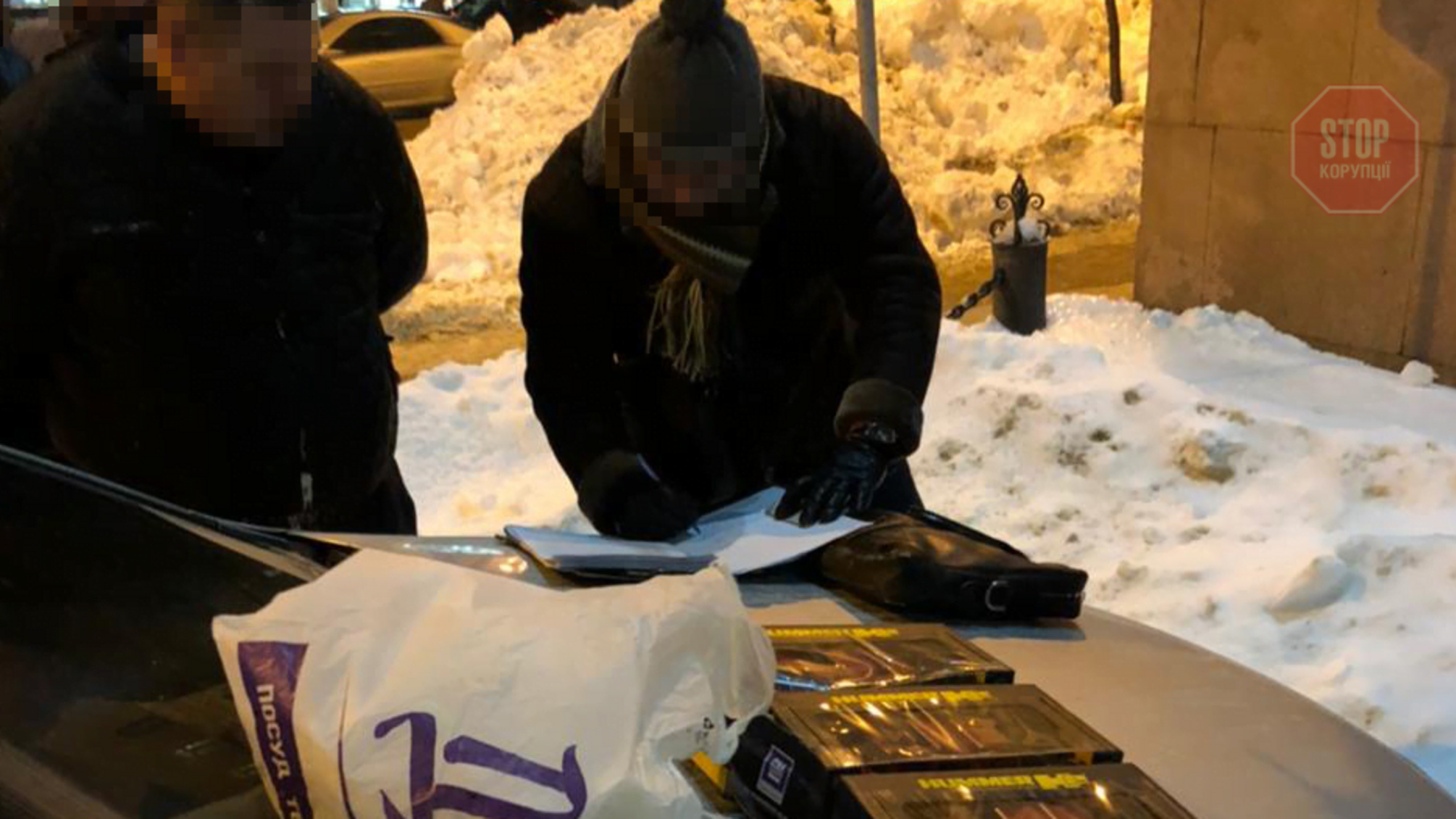 Экс-правоохранитель поставлял кокаин в столицу в игрушках (фото)