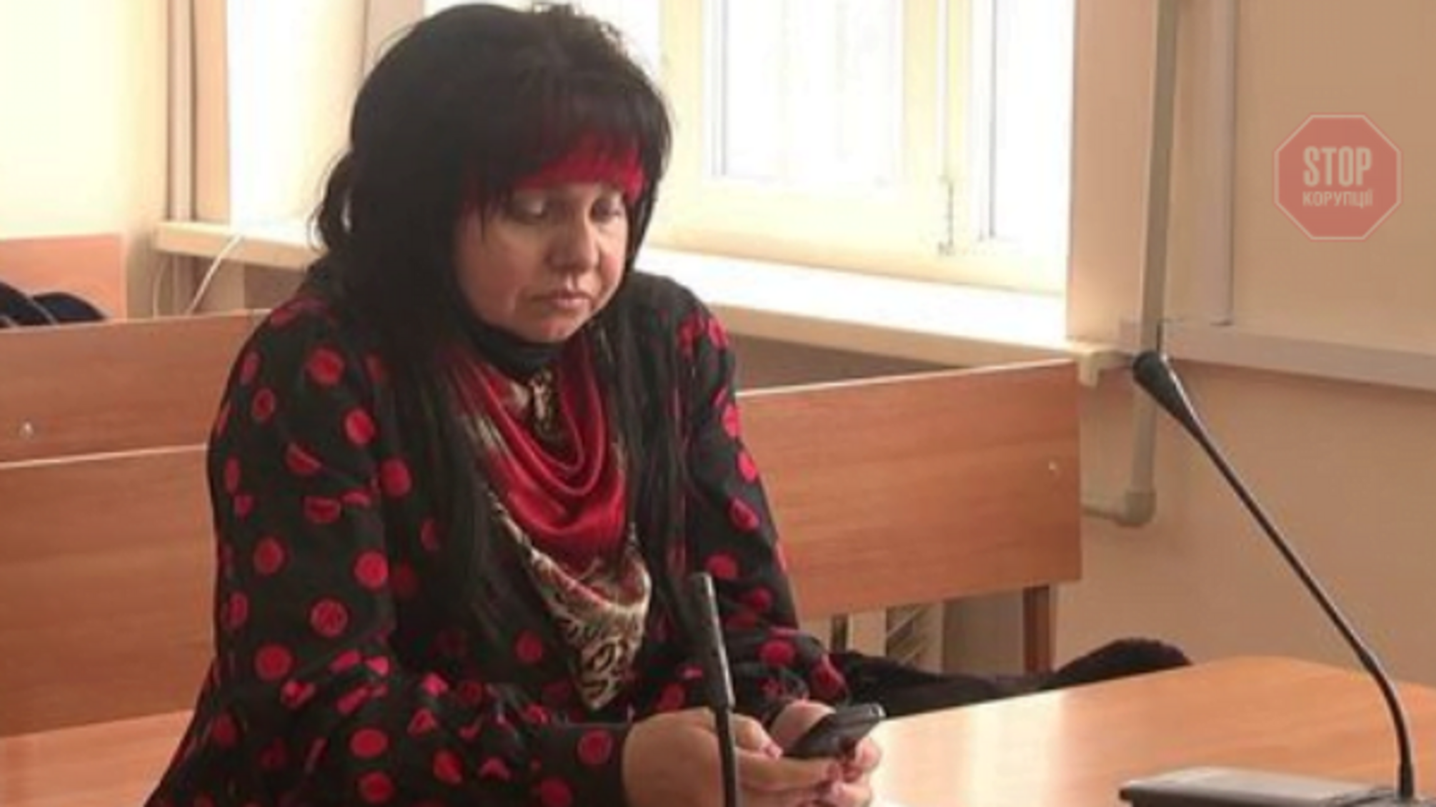 Новини Херсона: підозрювана у держзраді прийшла до суду без адвокатів
