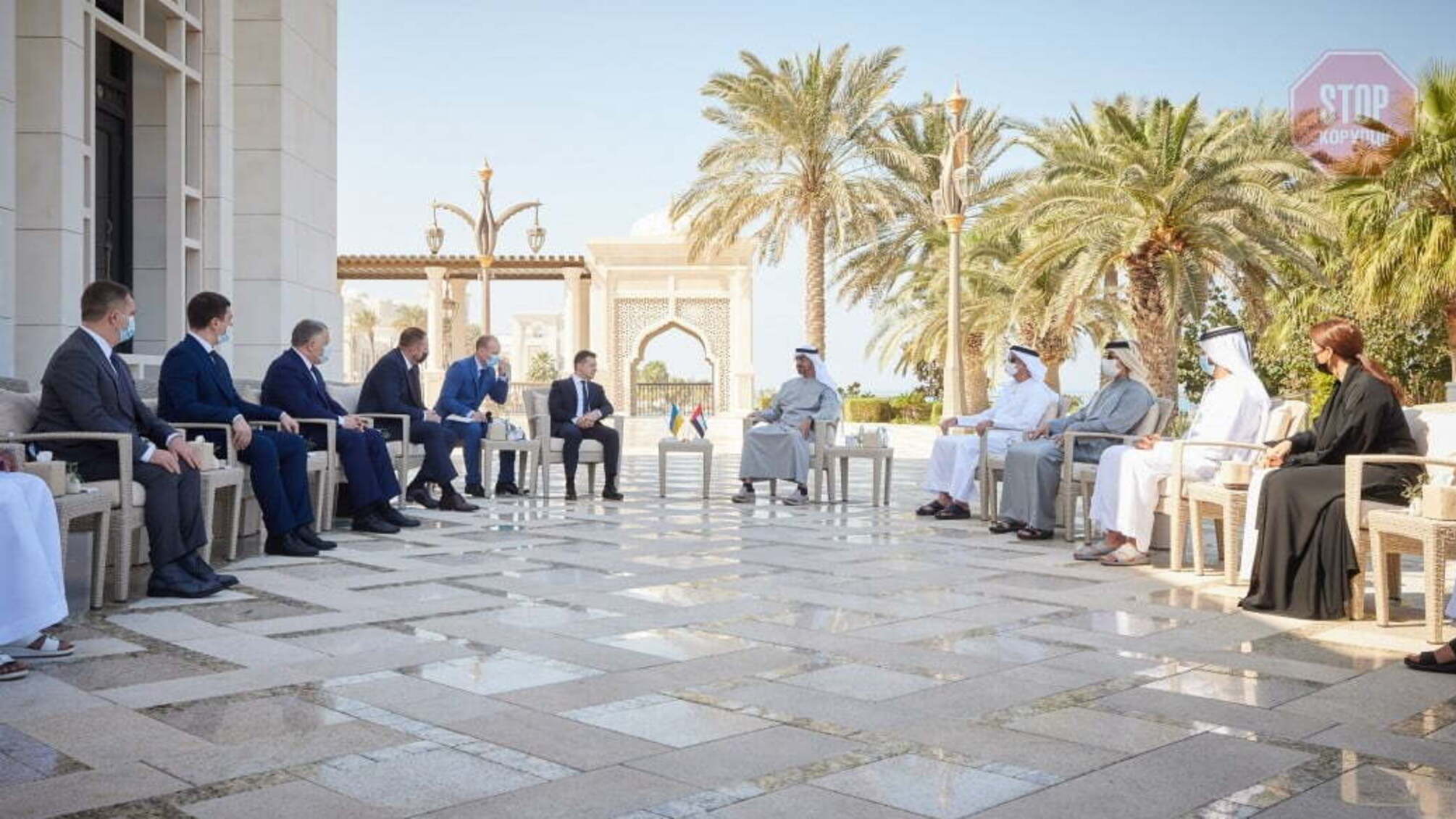 Збільшення товарообігу з ОАЕ: Зеленський провів зустріч з спадкоємним принцом Абу-Дабі
