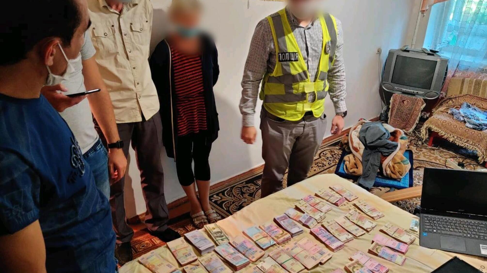 Поліцейські скерували до суду обвинувальний акт щодо злочинного угруповання, яке незаконно переправляло іноземців до країн ЄС