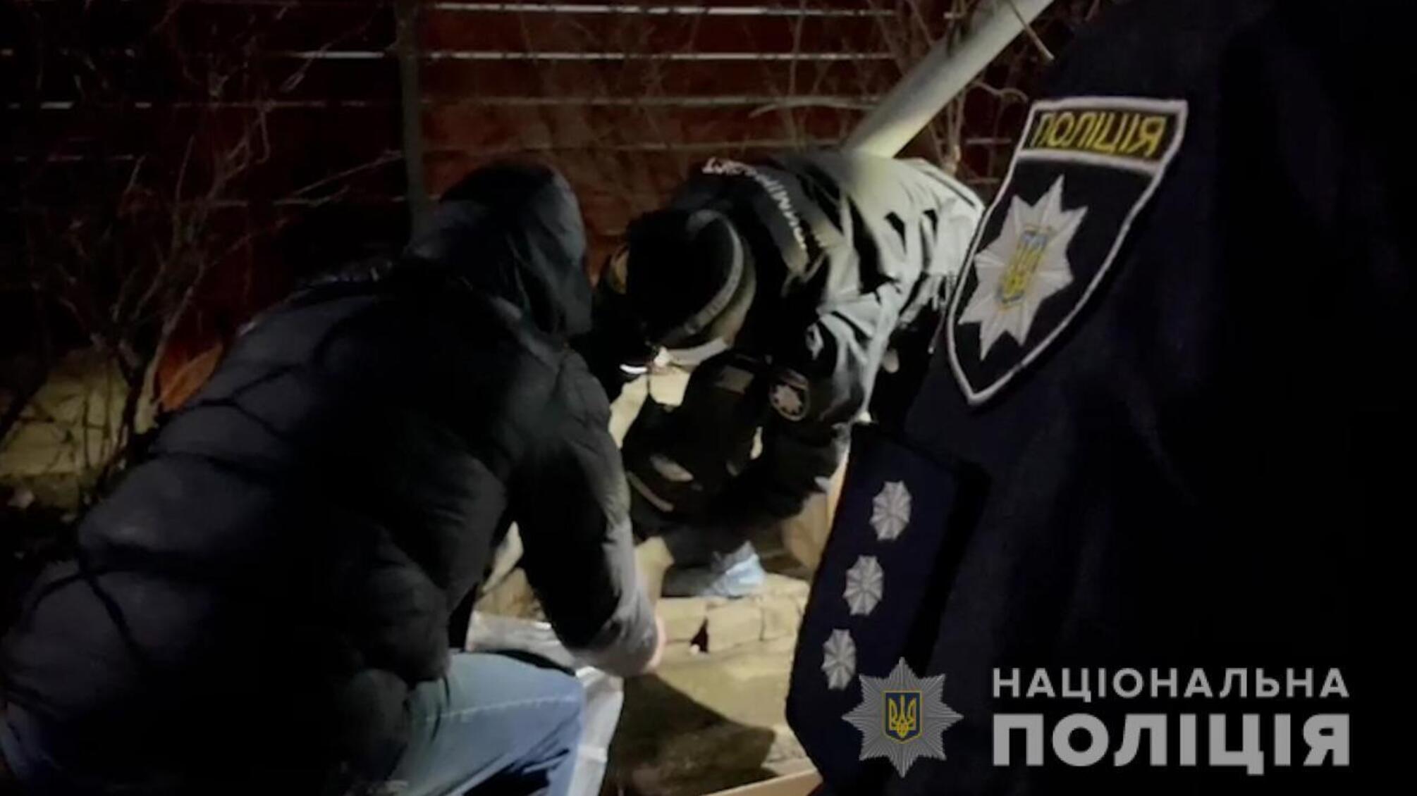 Одеські правоохоронці затримали підозрюваного у вбивстві своєї сусідки
