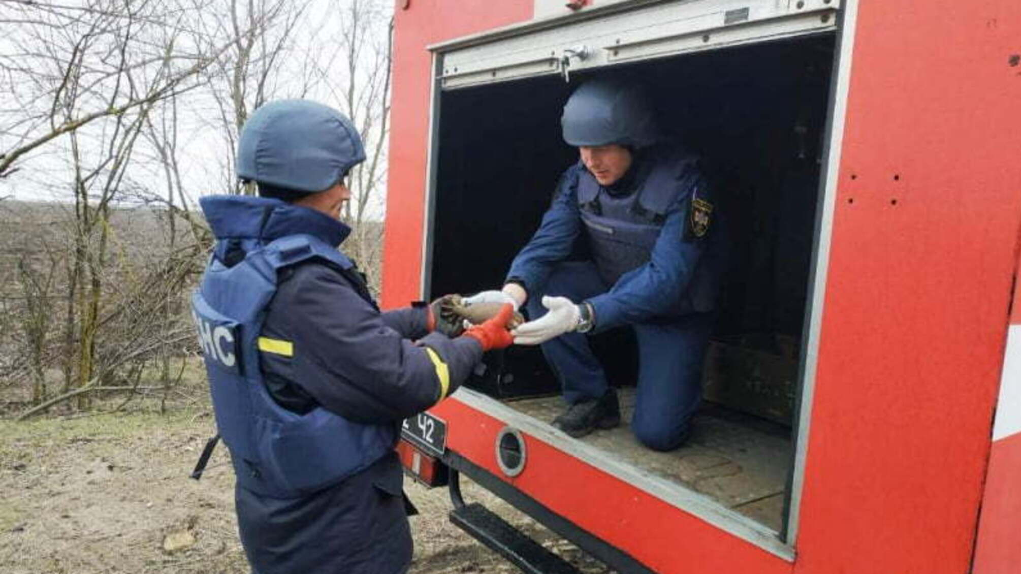 Херсонщина: у Великолепетиському районі піротехніками знищені чотири вибухонебезпечні предмети часів Другої світової війни