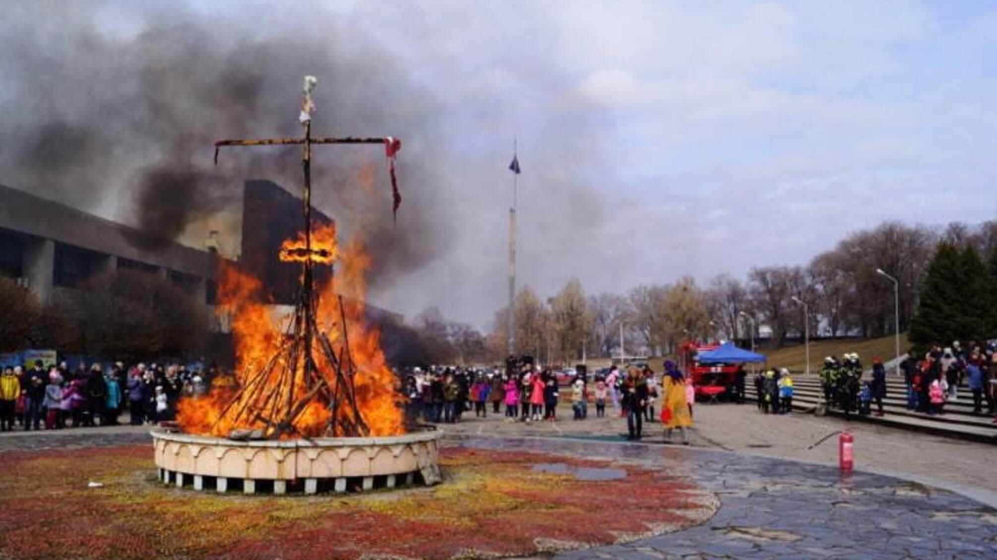 м. Запоріжжя: рятувальники розповіли запоріжцям про безпеку