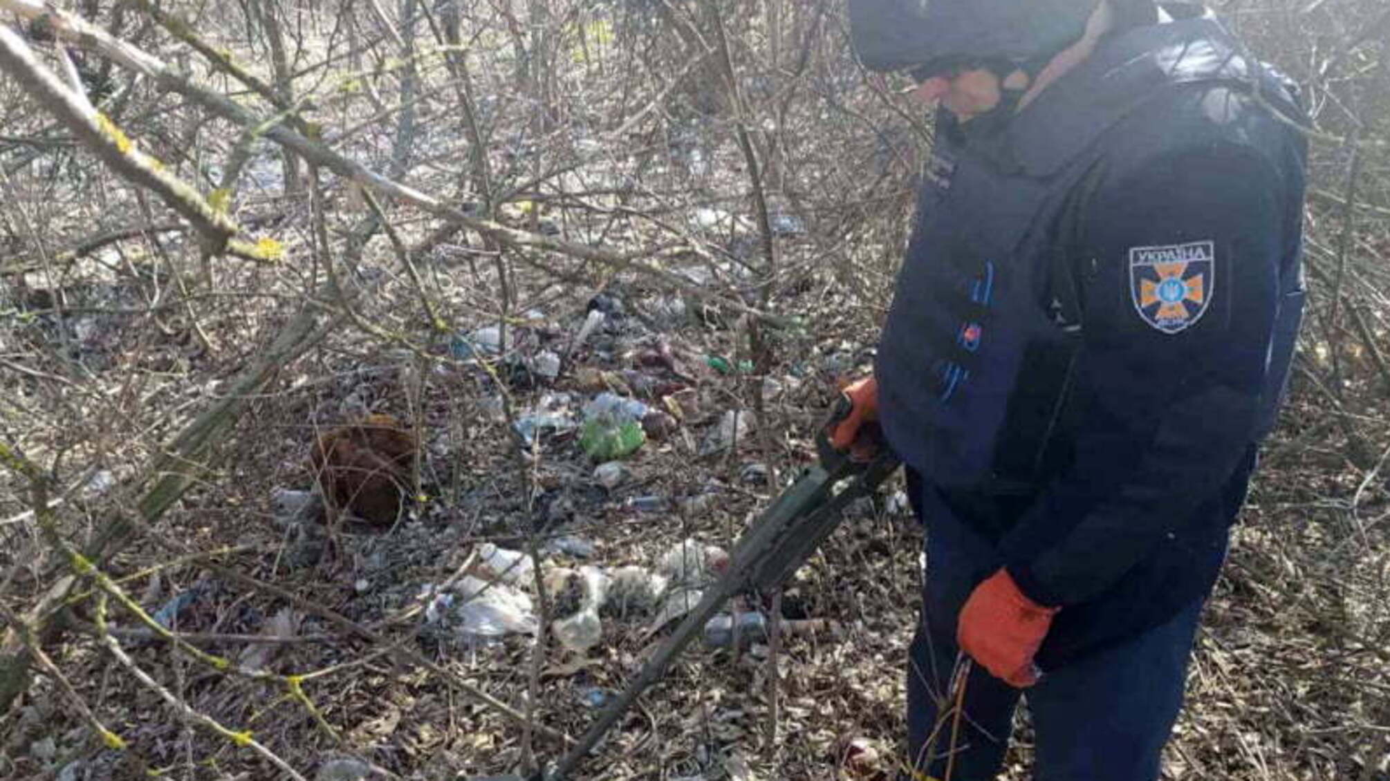 На Дніпропетровщині піротехніки ДСНС знищили сучасний боєприпас