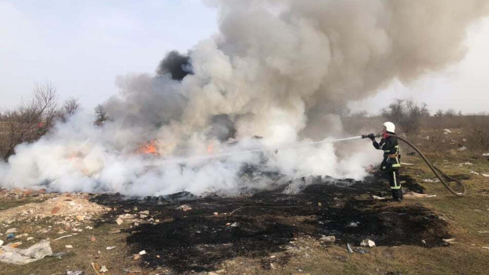 Миколаїв: за чергову добу зареєстровано чотири випадки пожеж на відкритих територіях