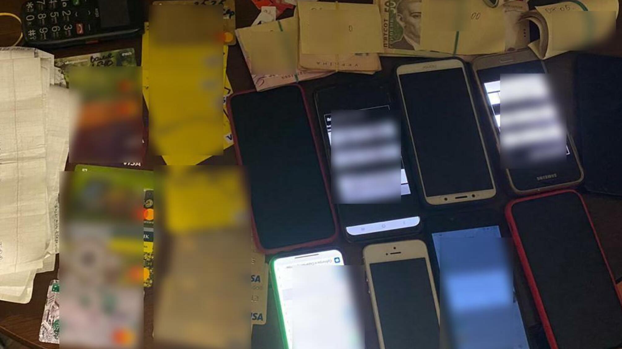 На Харківщині судитимуть членів злочинної організації за шахрайські схеми оформлення онлайн-кредитів на громадян