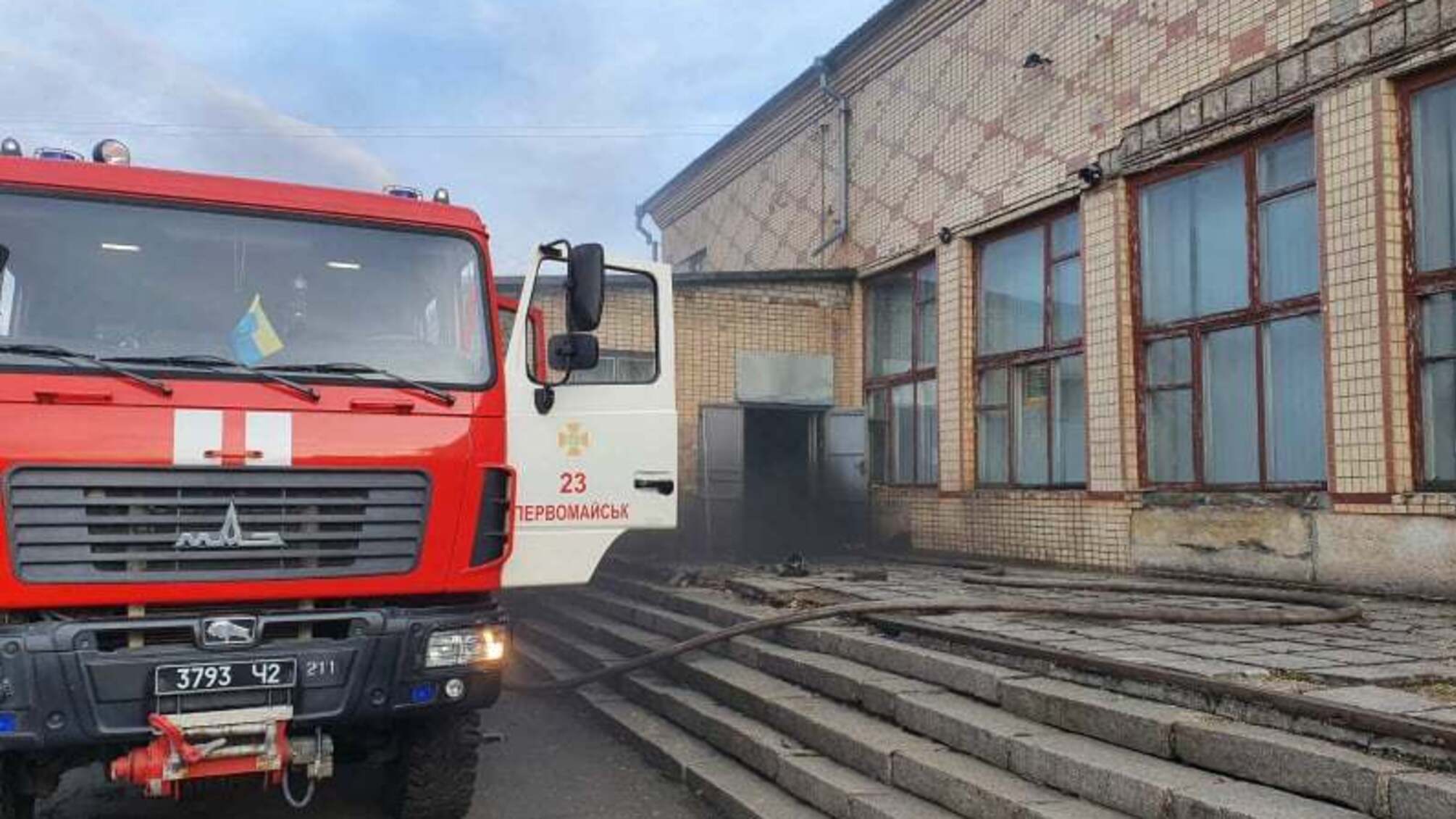 Миколаївська область: вогнеборці ліквідували пожежу в приміщенні фотостудії