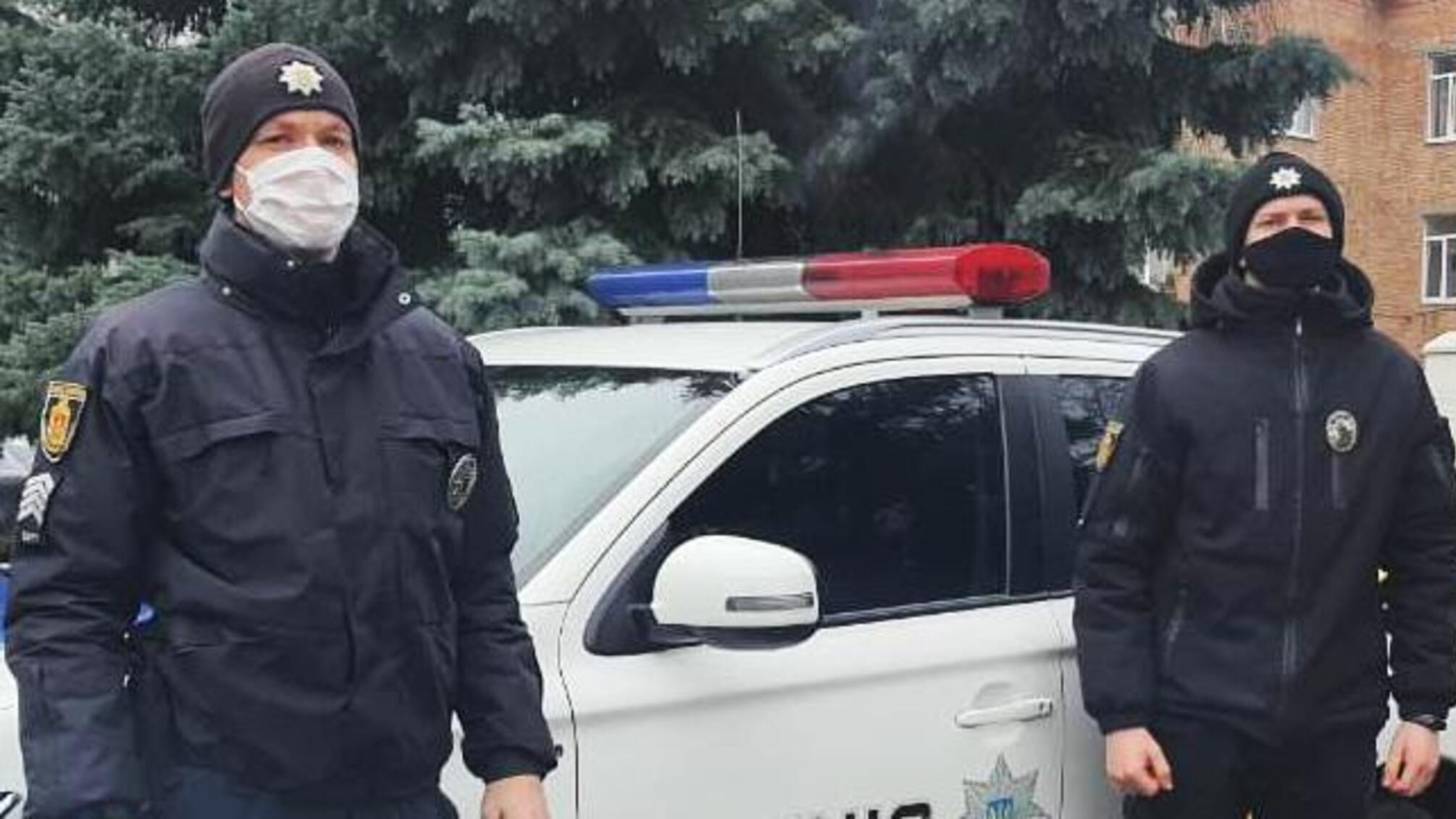 На Кіровоградщині поліцейські врятували чоловіка, який намагався покінчити життя самогубством