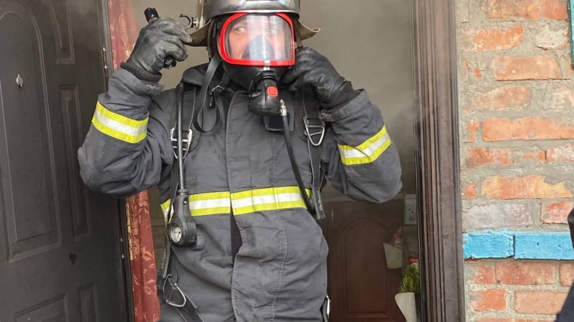 Кіровоградщина: під час гасіння пожежі у приватному будинку рятувальниками виявлено тіло загиблого чоловіка