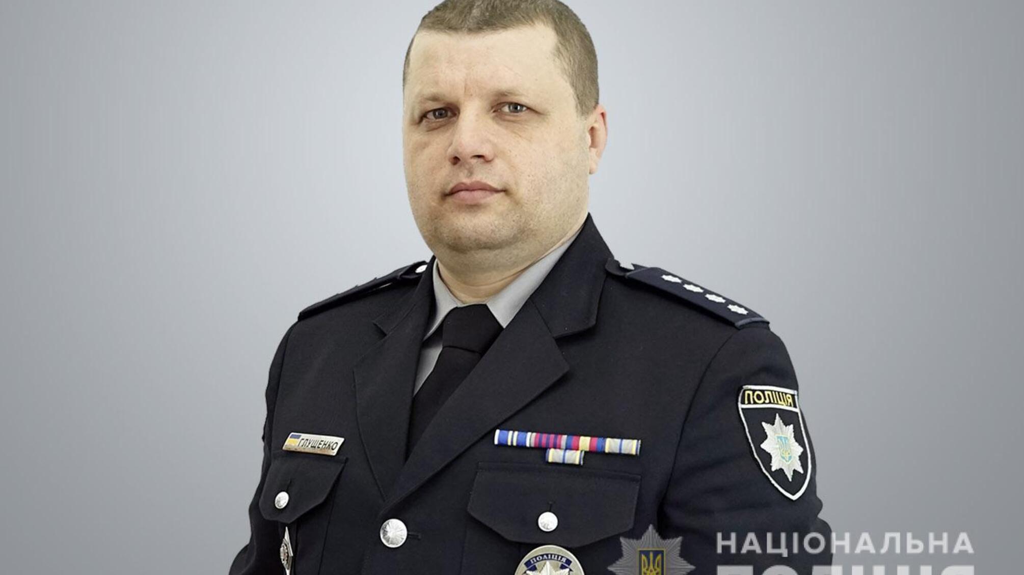 На Хмельниччині дільничний врятував двох пенсіонерів від пожежі