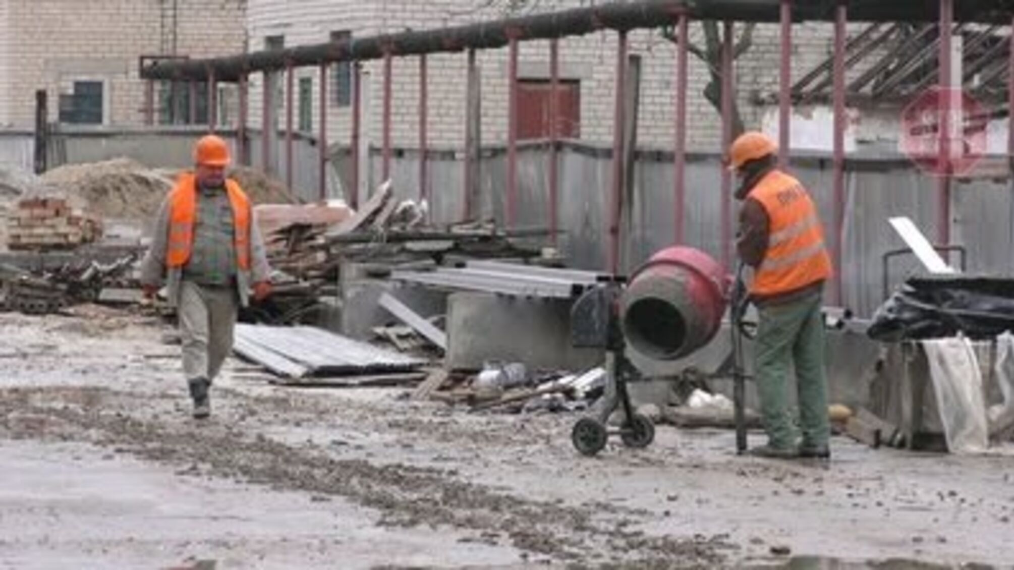 В одному з районів Херсона будують новий дитячий садочок (відео)