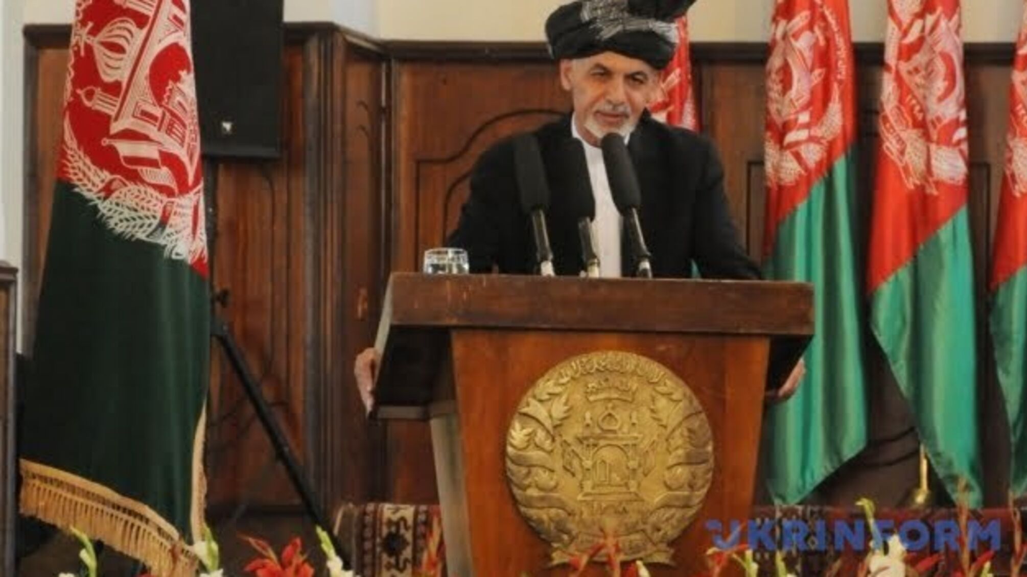 Президент Афганістану каже, що готовий передати владу наступнику після виборів