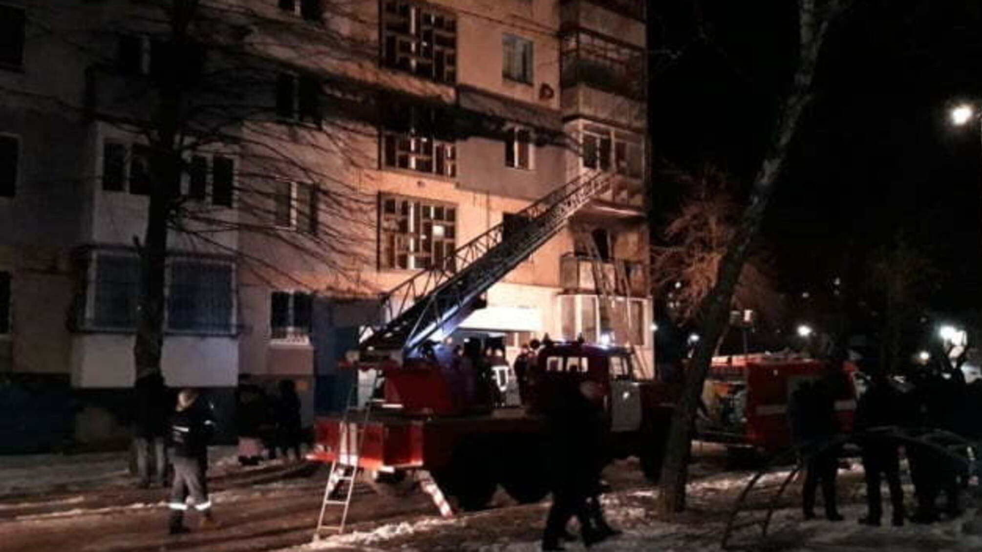 У Кропивницькому двоє людей постраждали від вибуху в багатоповерхівці