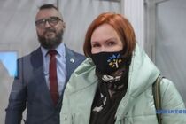 Суд продовжив на два місяці запобіжні заходи Антоненку, Кузьменко і Дугарь