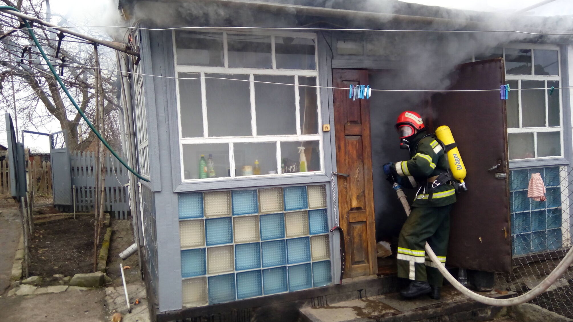 Рятувальники Кіровоградщини загасили 2 пожежі у приватному житловому секторі