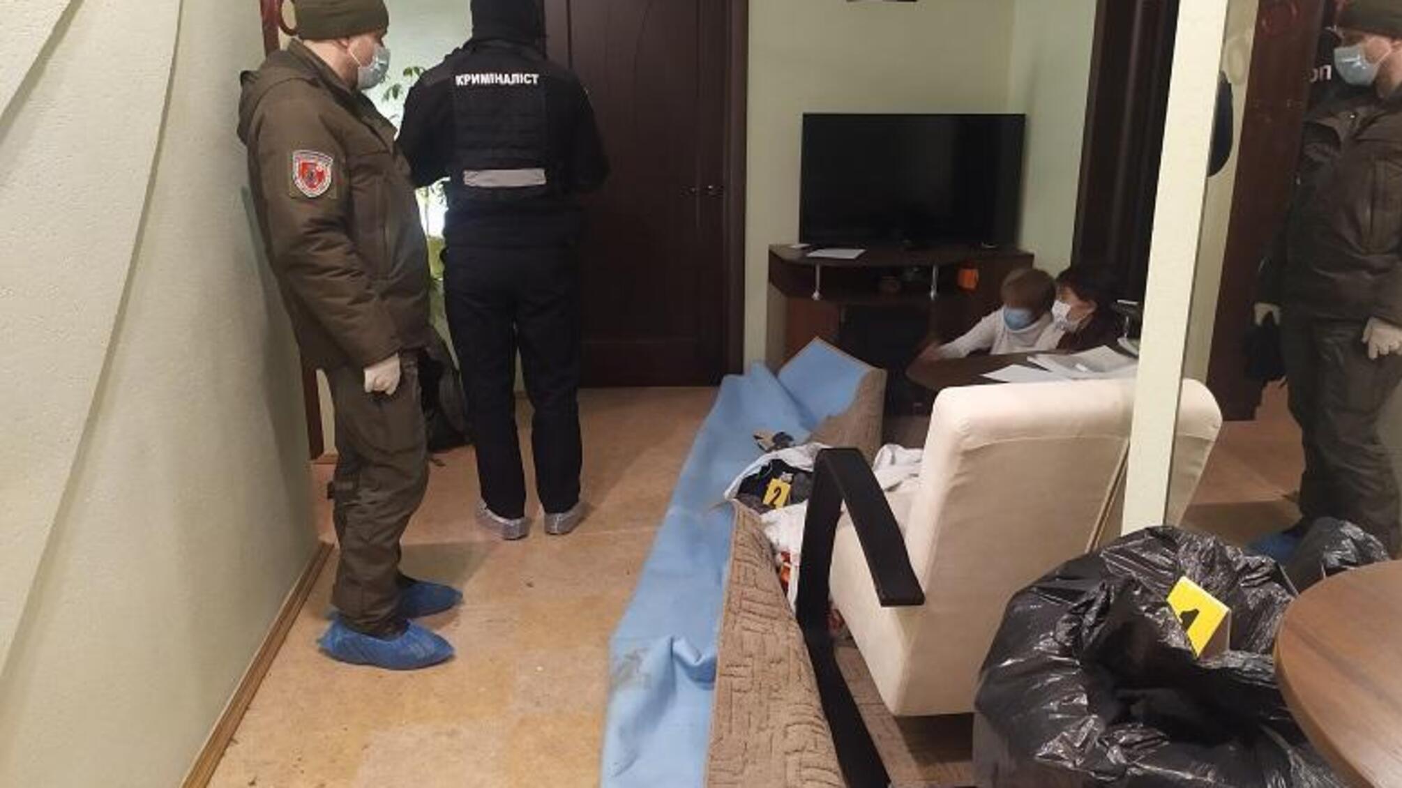 Поліція Києва розслідує обставини вибуху у квартирі у Деснянському районі