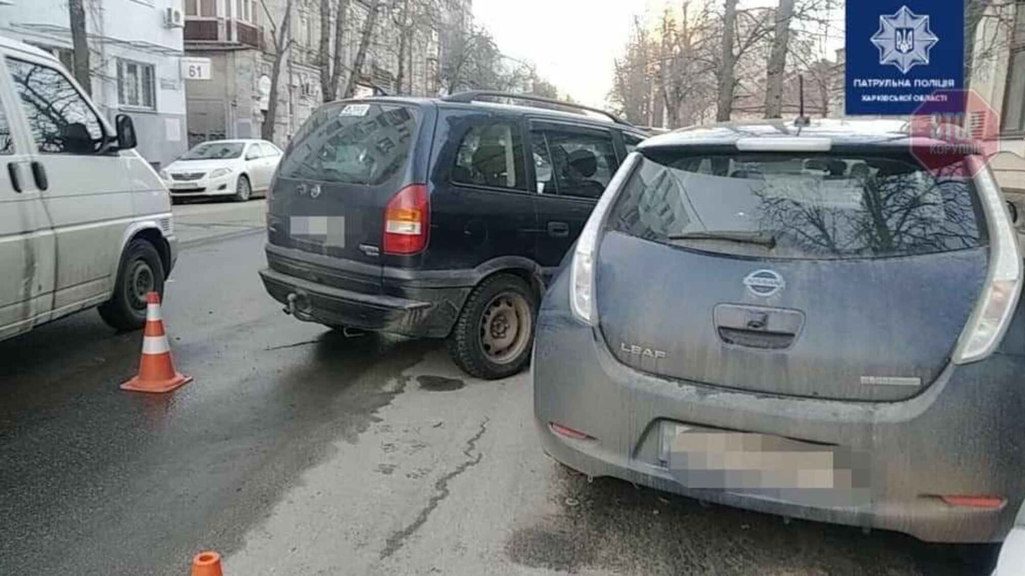 В Харькове произошло тройное ДТП, есть пострадавшие