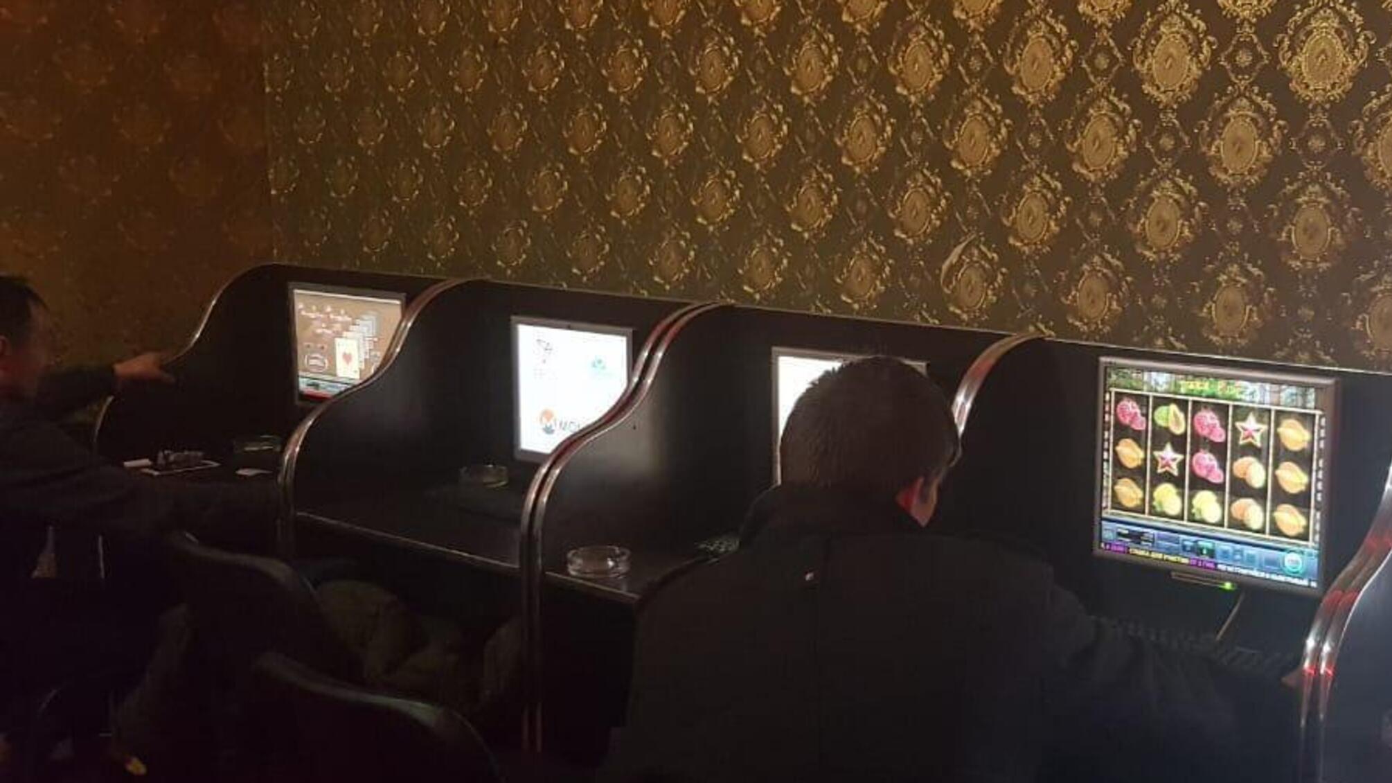 На Черкащині чоловік запропонував посадовцю поліції «кришувати» мережу гральних закладів за 150 тисяч гривень щомісяця - внутрішня безпека Нацполіції