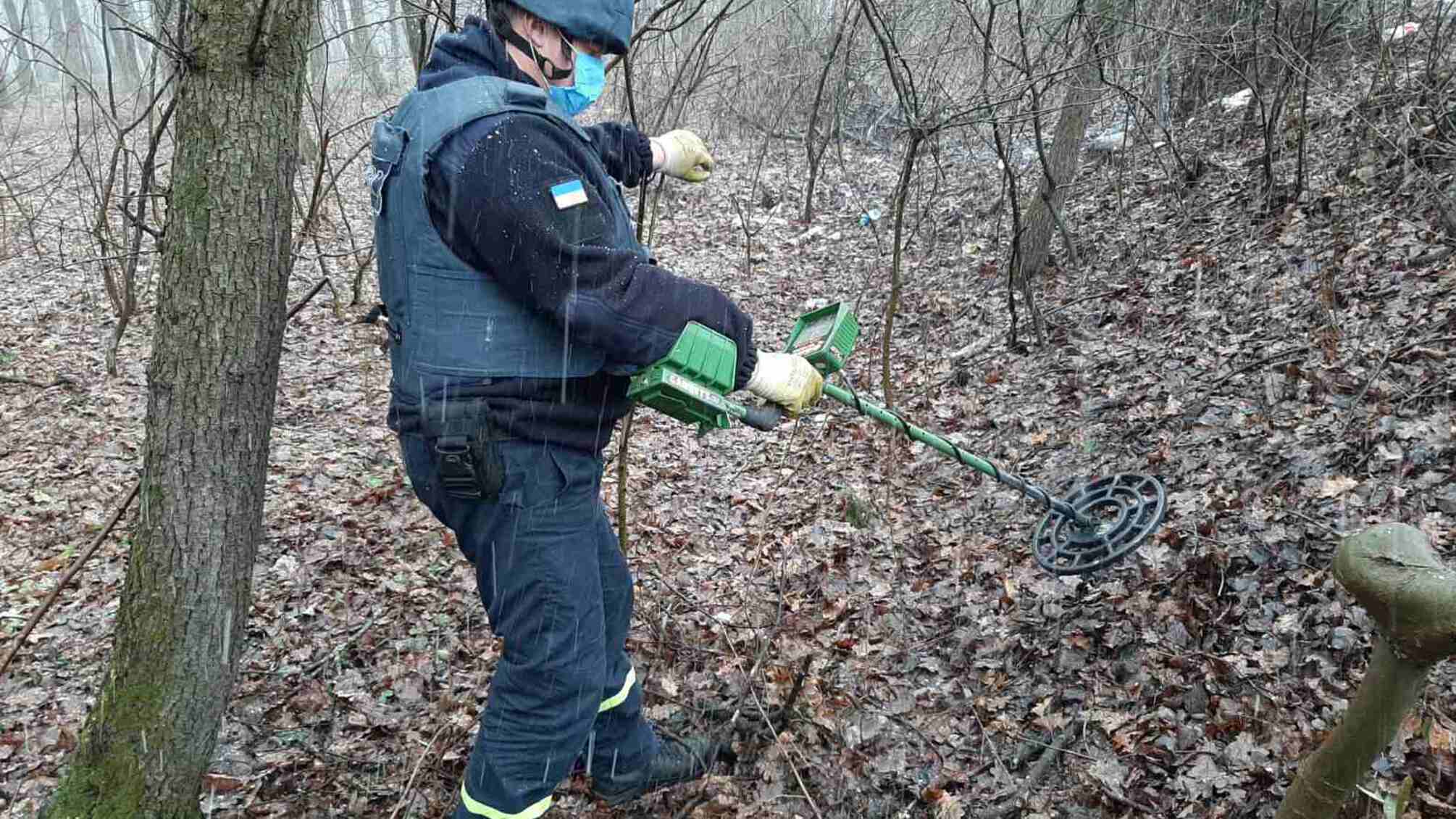 Івано-Франківська область: піротехніки УДСНС в області знищили 4 вибухонебезпечних предмети