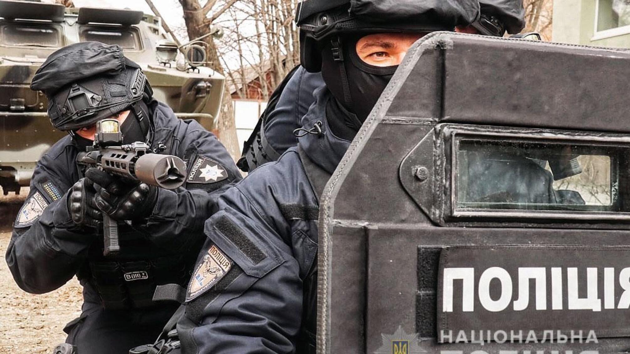 Марш-кидок із 23-кілограмовим навантаженням: як тренується рота поліції особливого призначення