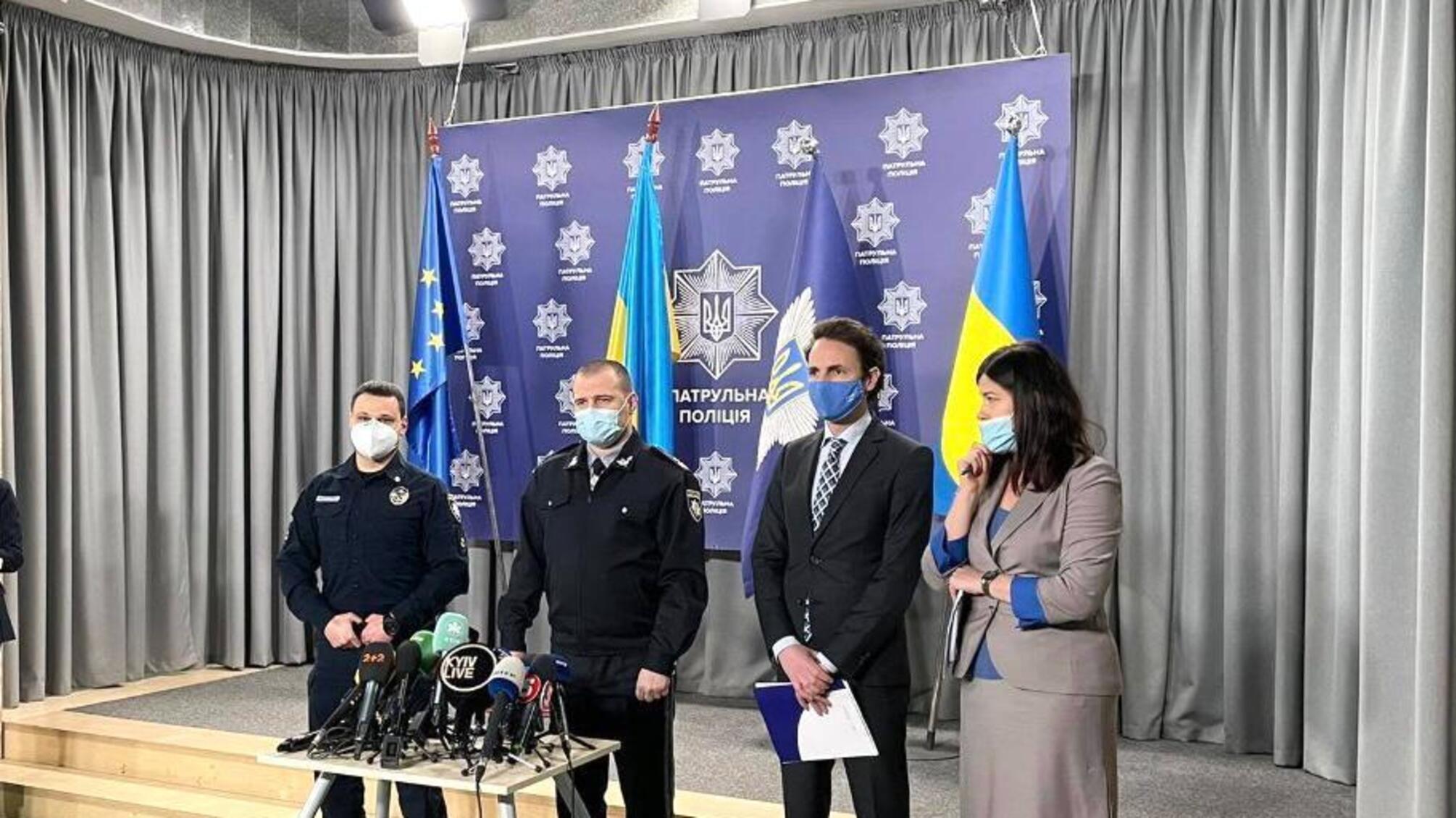 Нацполіція разом із КМЄС запустила інформаційно-роз’яснювальну кампанію «Пристібайся – не жахайся»