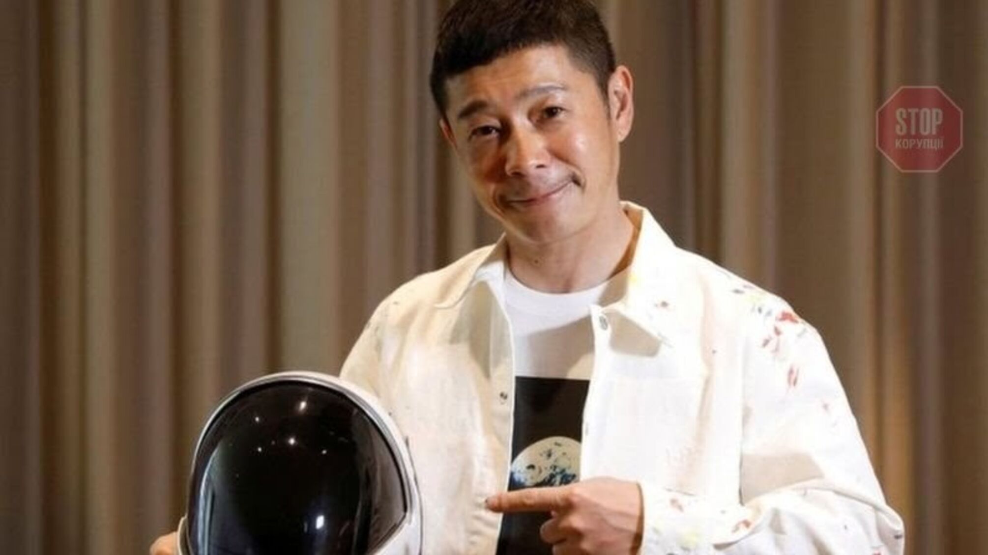 Японський мільярдер Маедзава шукає вісім добровольців для польоту на Місяць