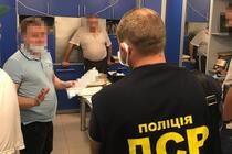 Незаконно заволоділи квартирами в Одесі на 27 млн грн: учасники злочинного угруповання опинилися на лаві підсудних