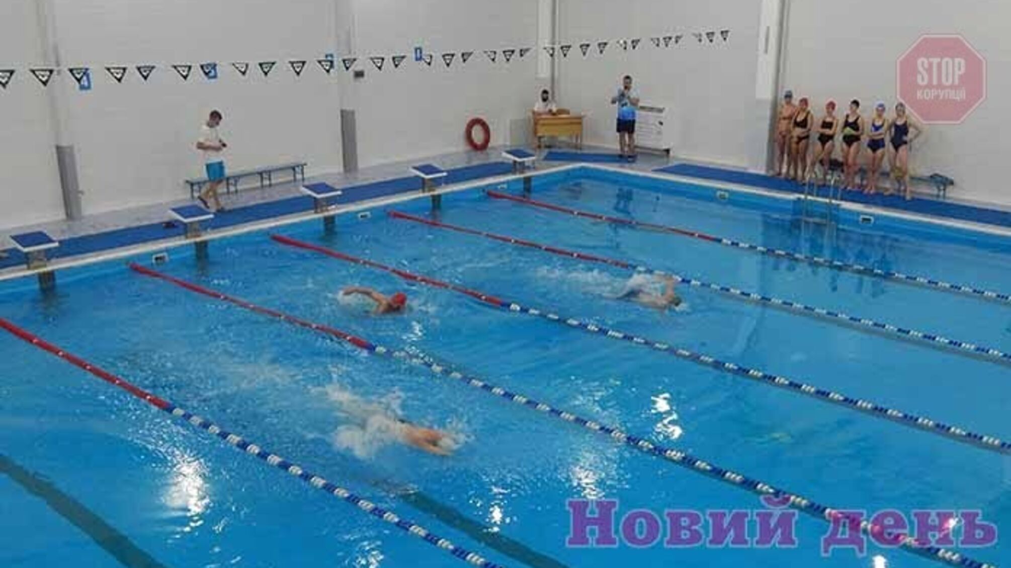 В Херсоне состоялся журналистский заплыв