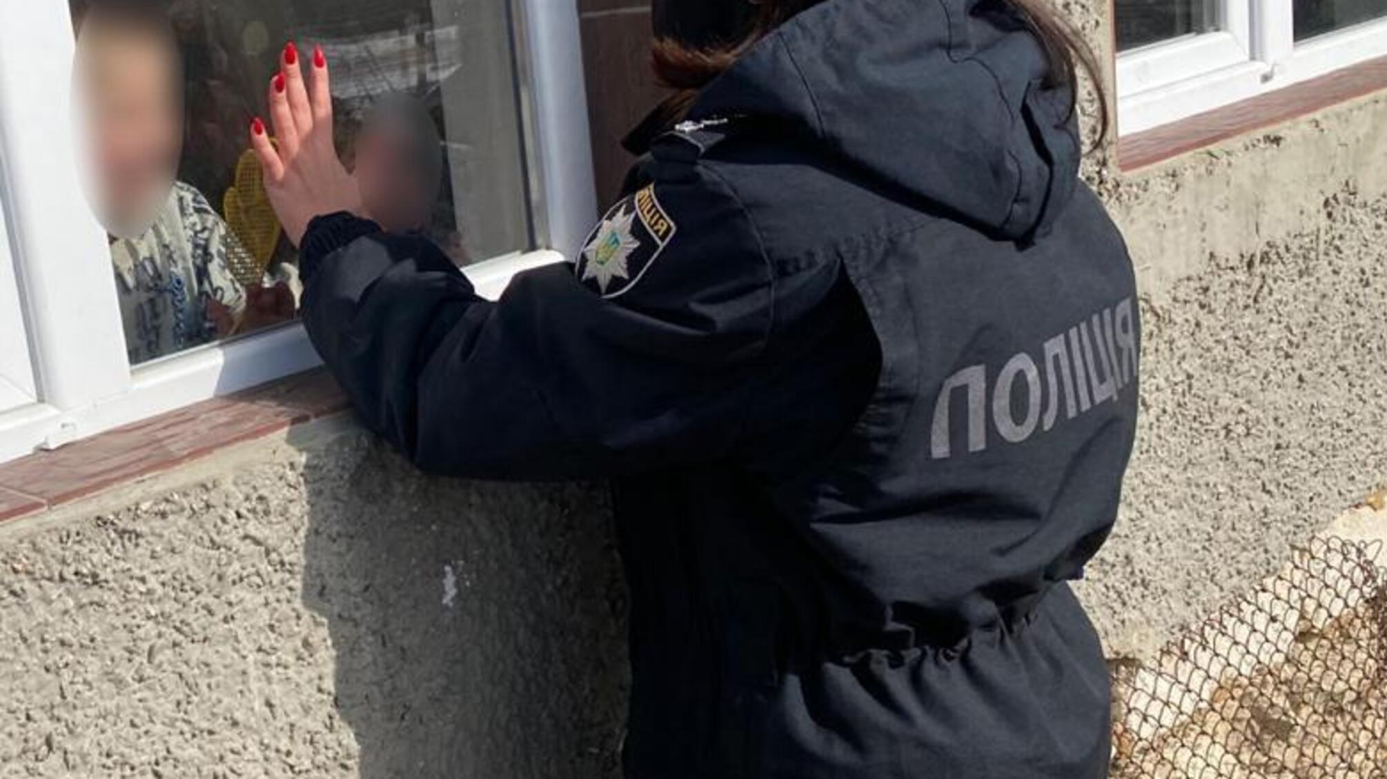 Подільські поліцейські опікуються умовами життя та відпочинком неповнолітніх