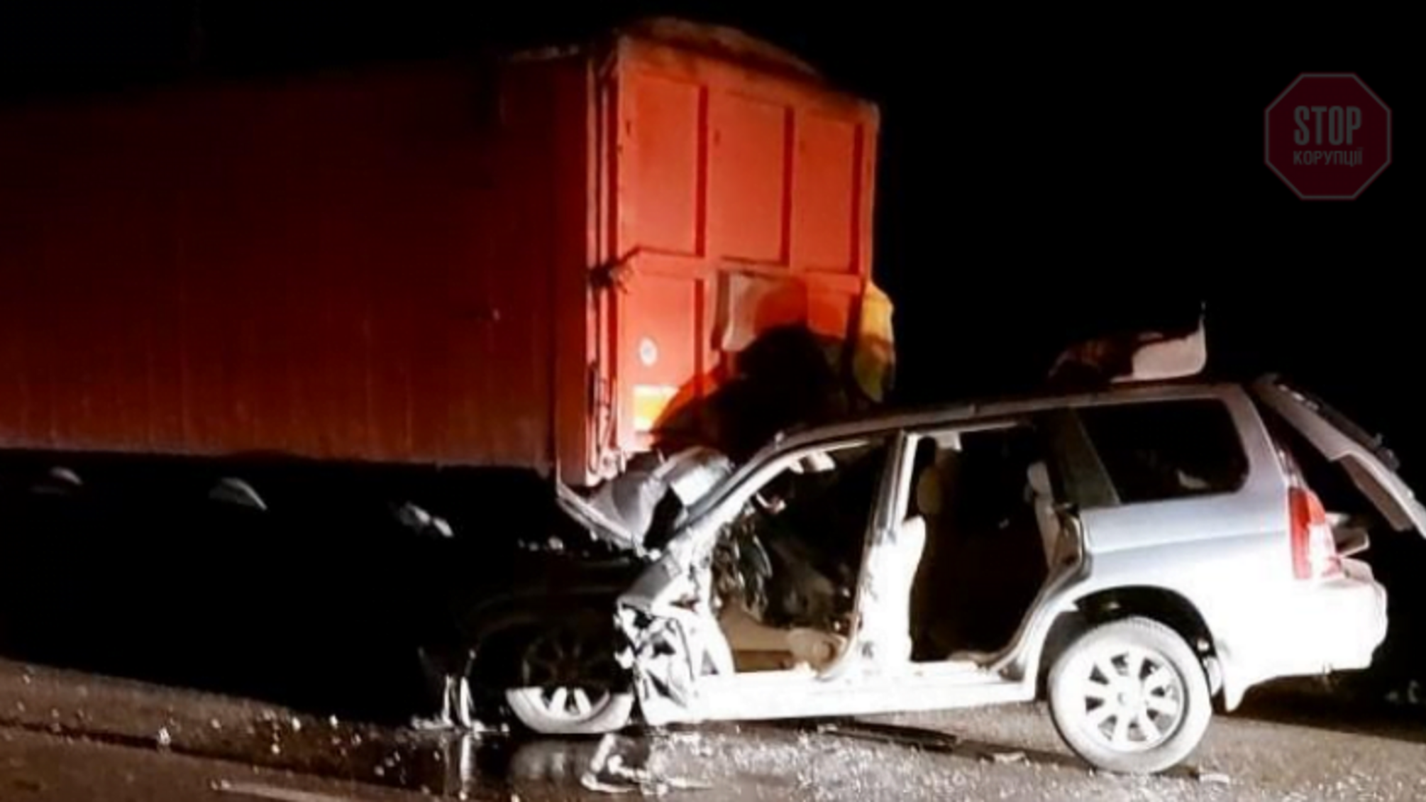 На Одещине полицейский погиб при столкновении с грузовиком