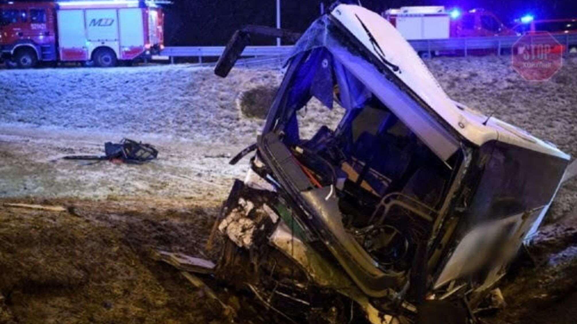 У Польщі в ДТП потрапив автобус з українцями, є загиблий та поранені (фото)