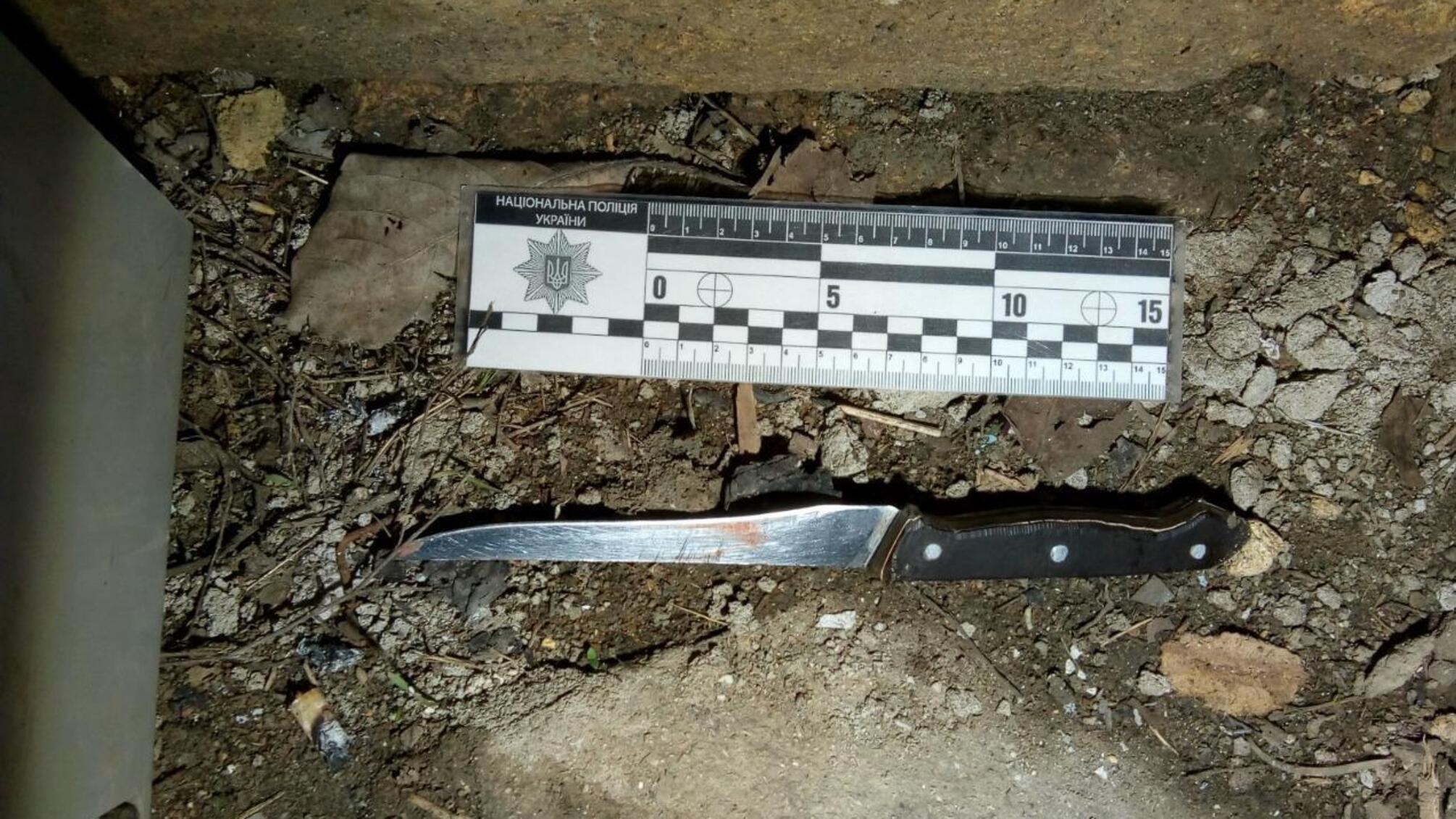 На Одещині поліцейські затримали 40-річного чоловіка за підозрою у спричиненні тяжких тілесних ушкоджень другові