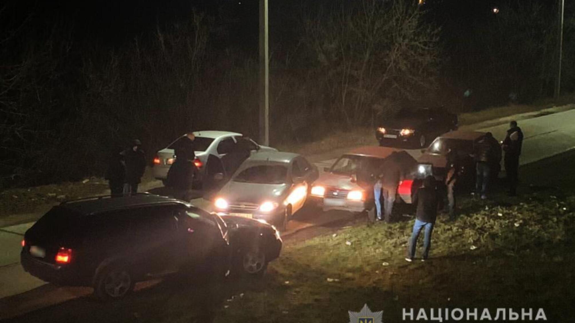 У Миколаєві поліцейські затримали групу автокрадіїв