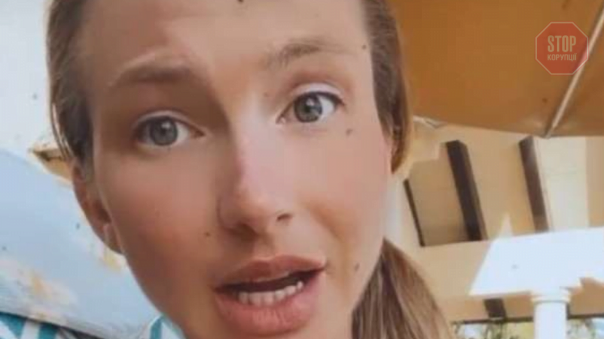 Дружина голови Черкаської ОДА Скічка вирішила в купальнику презентувати соціальний проєкт