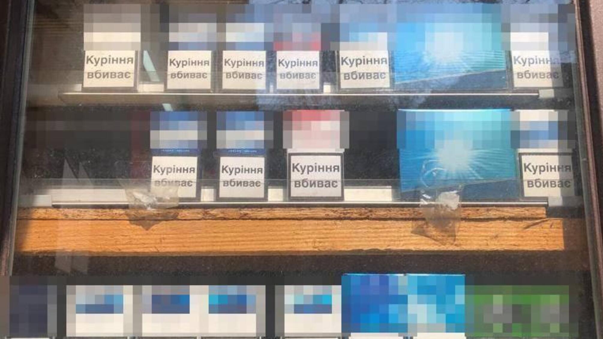 Правоохоронці притягують до відповідальності одеситку за порушення порядку провадження господарської діяльності та правил торгівлі алкогольними і тютюновими виробами