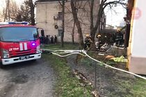 В Луцке горел дом, погибли три человека (фото)