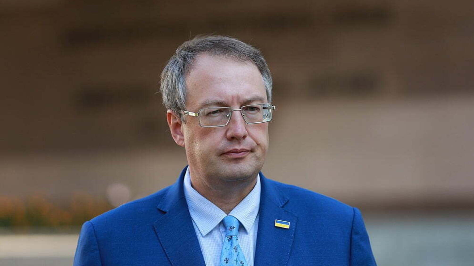 Закон про застосування електрошокерів покликаний захистити як поліцейських, так і громадян України – Антон Геращенко