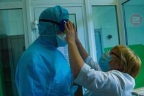 За сутки в Киеве зарегистрировано более 440 новых случаев коронавируса